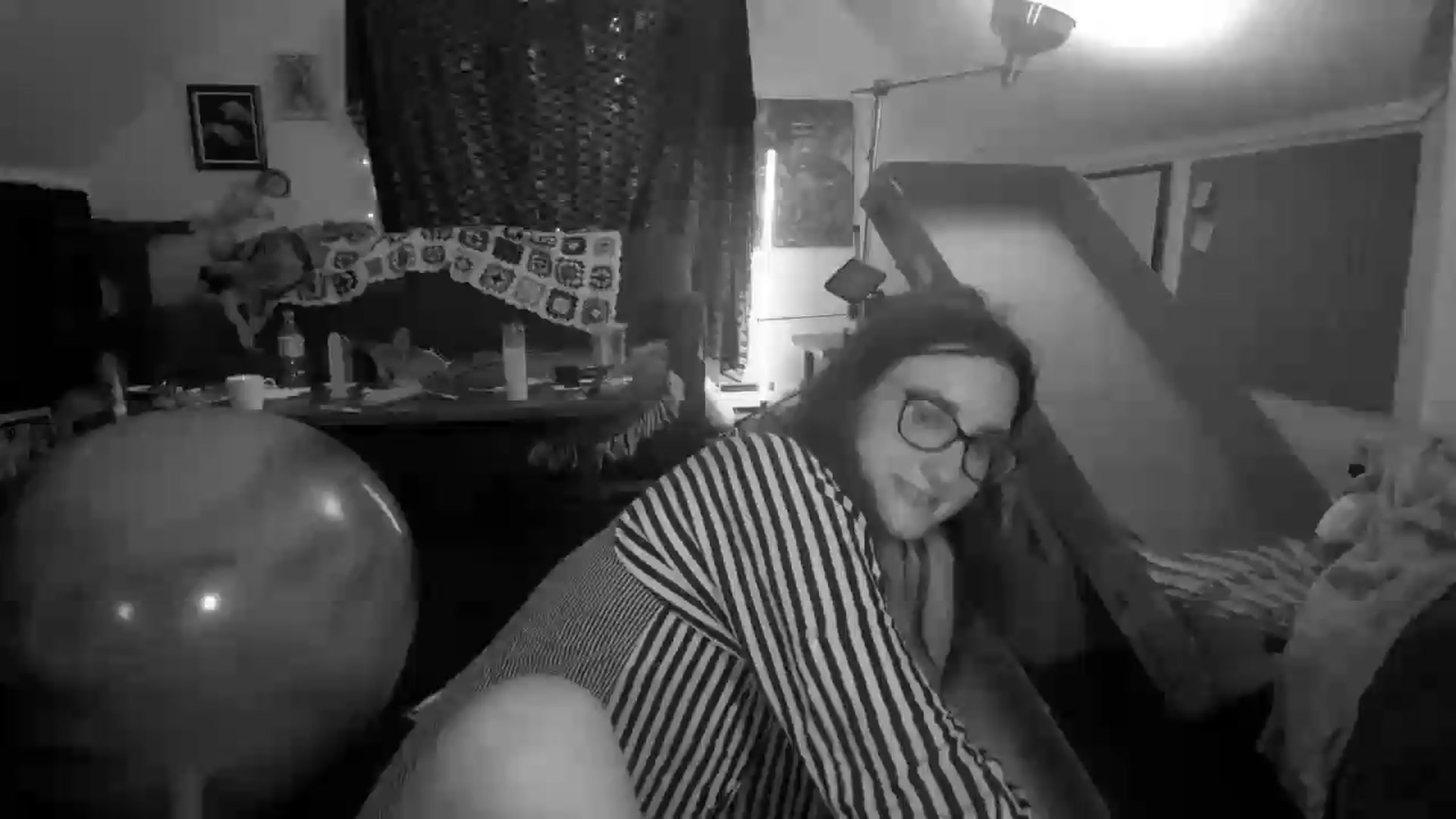 Gallery image thumbnail from AliceFunker's myfreecams stream on, 08/13/2026, 04:36 image 1 of 20
