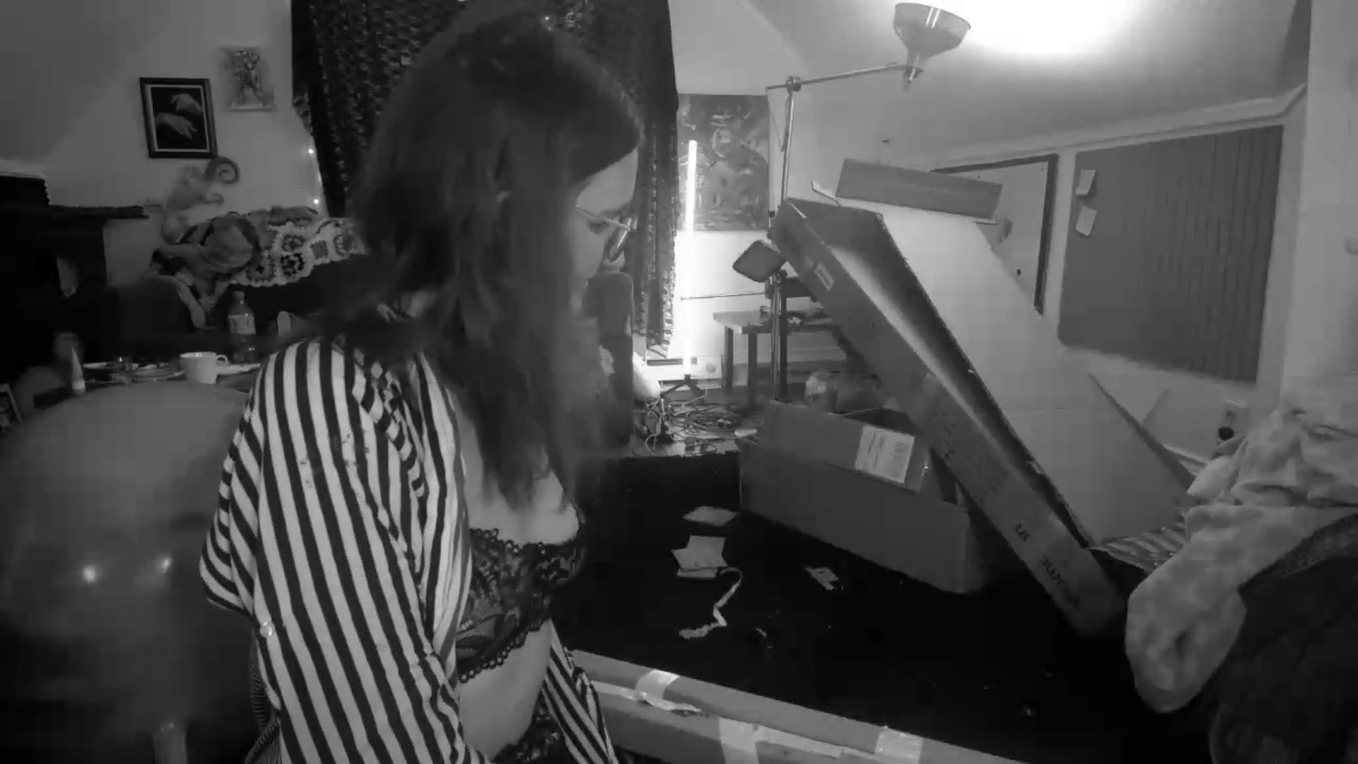 Gallery image thumbnail from AliceFunker's myfreecams stream on, 08/13/2026, 04:36 image 5 of 20