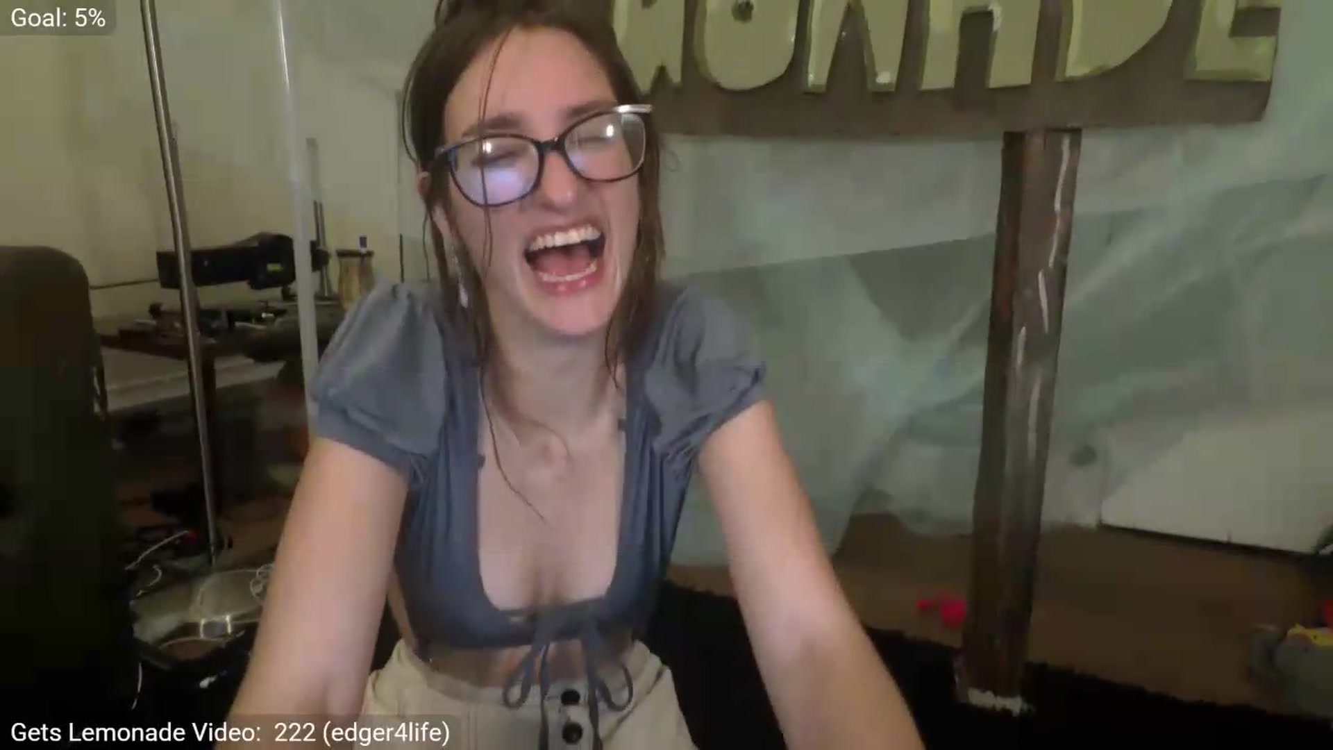 Gallery image thumbnail from AliceFunker's myfreecams stream on, 08/25/2026, 05:50 image 9 of 20