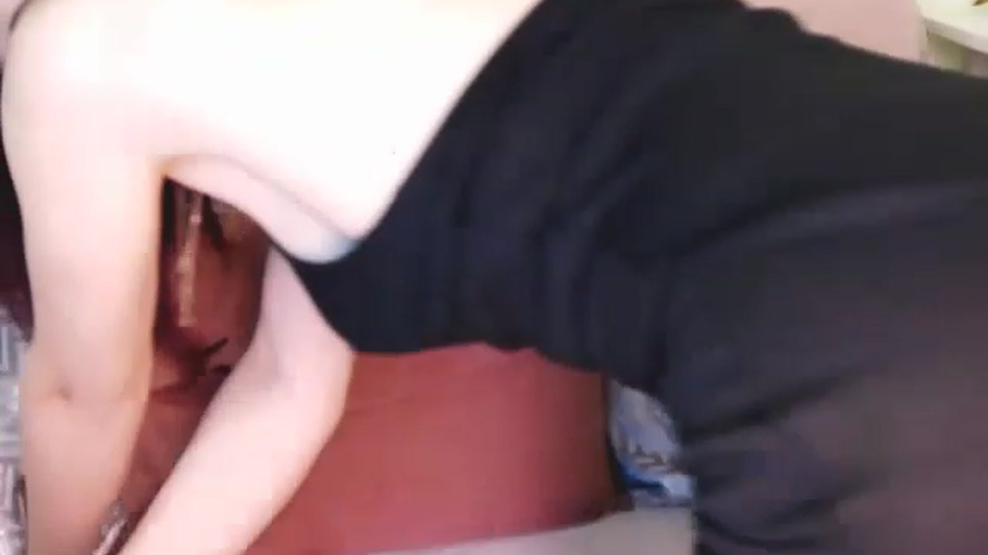 Gallery image thumbnail from AliceHottyX's myfreecams stream on, 12/15/2022, 24:23 image 17 of 20