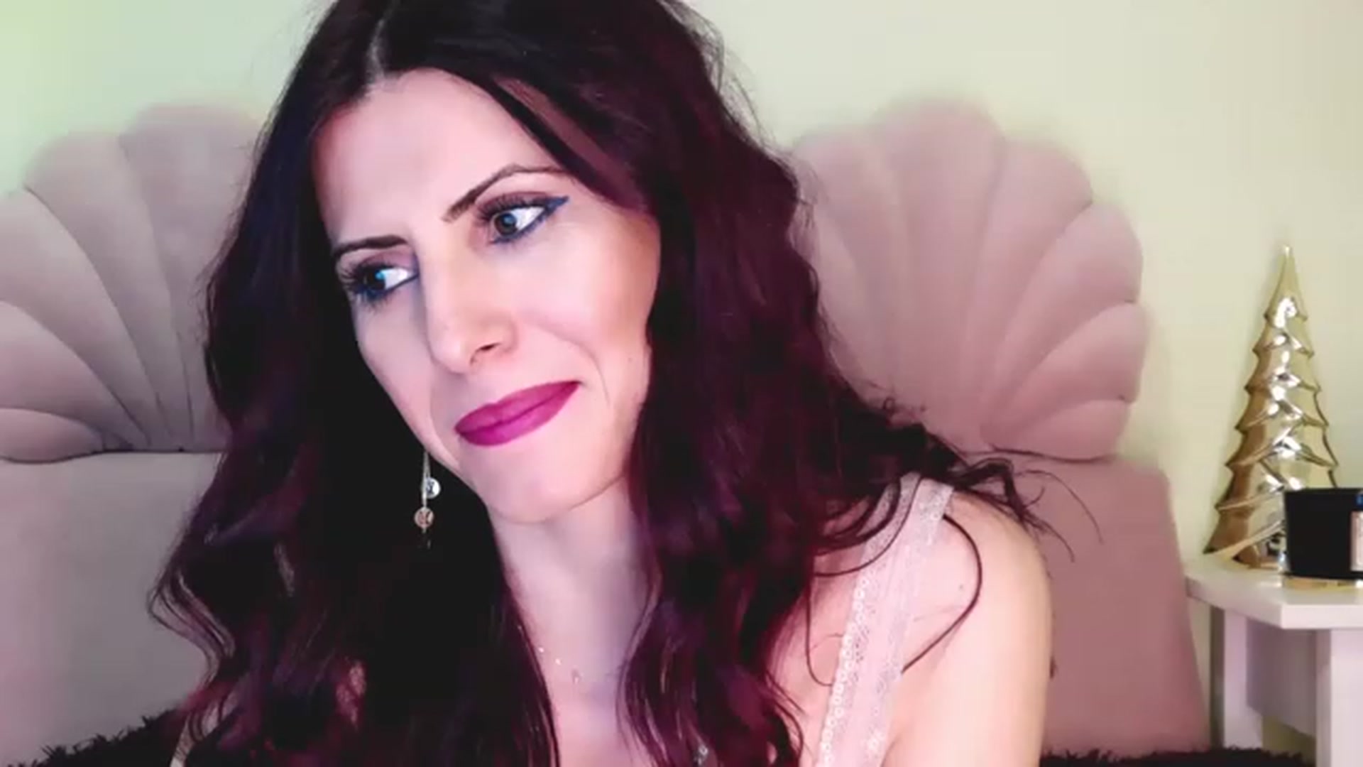 Gallery image thumbnail from AliceHottyX's myfreecams stream on, 02/18/2023, 20:26 image 6 of 20
