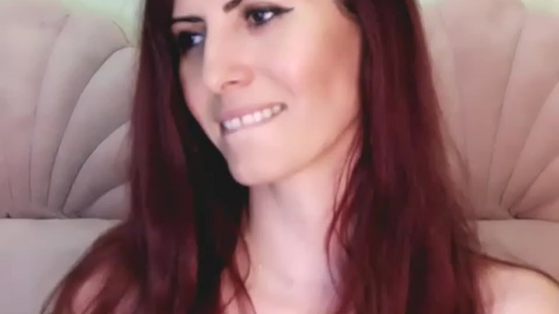 Gallery image thumbnail from AliceHottyX's myfreecams stream on, 04/06/2023, 21:23 image 12 of 20