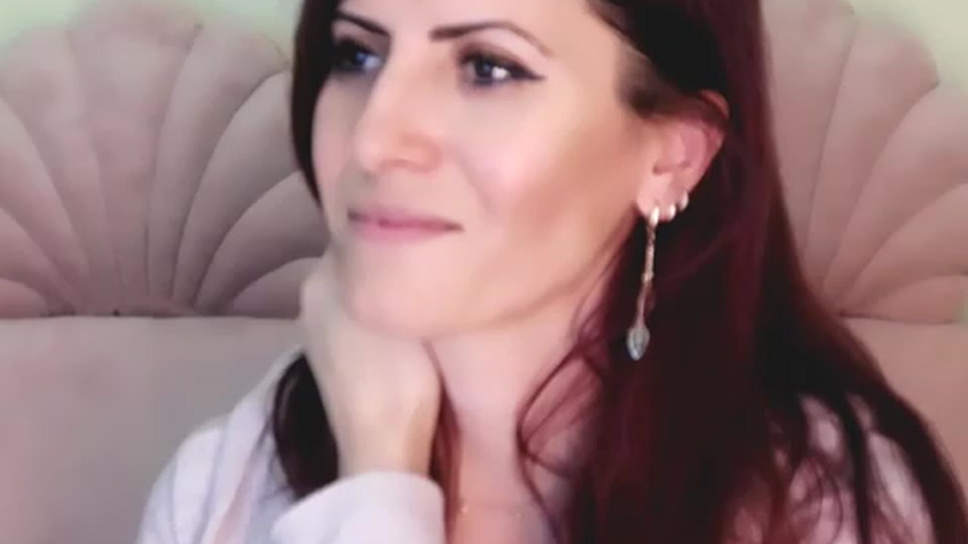 Gallery image thumbnail from AliceHottyX's myfreecams stream on, 04/06/2023, 21:23 image 7 of 20