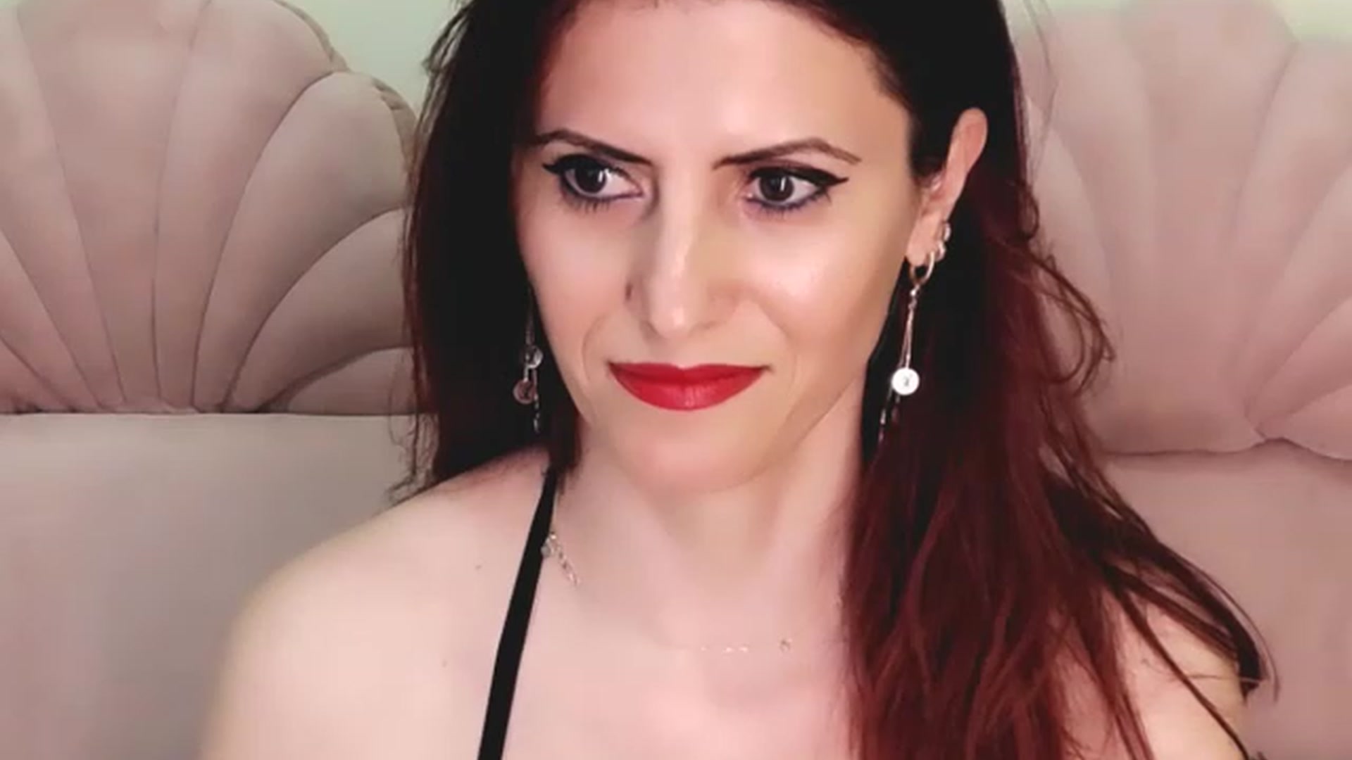 Gallery image thumbnail from AliceHottyX's myfreecams stream on, 05/03/2023, 22:59 image 18 of 20