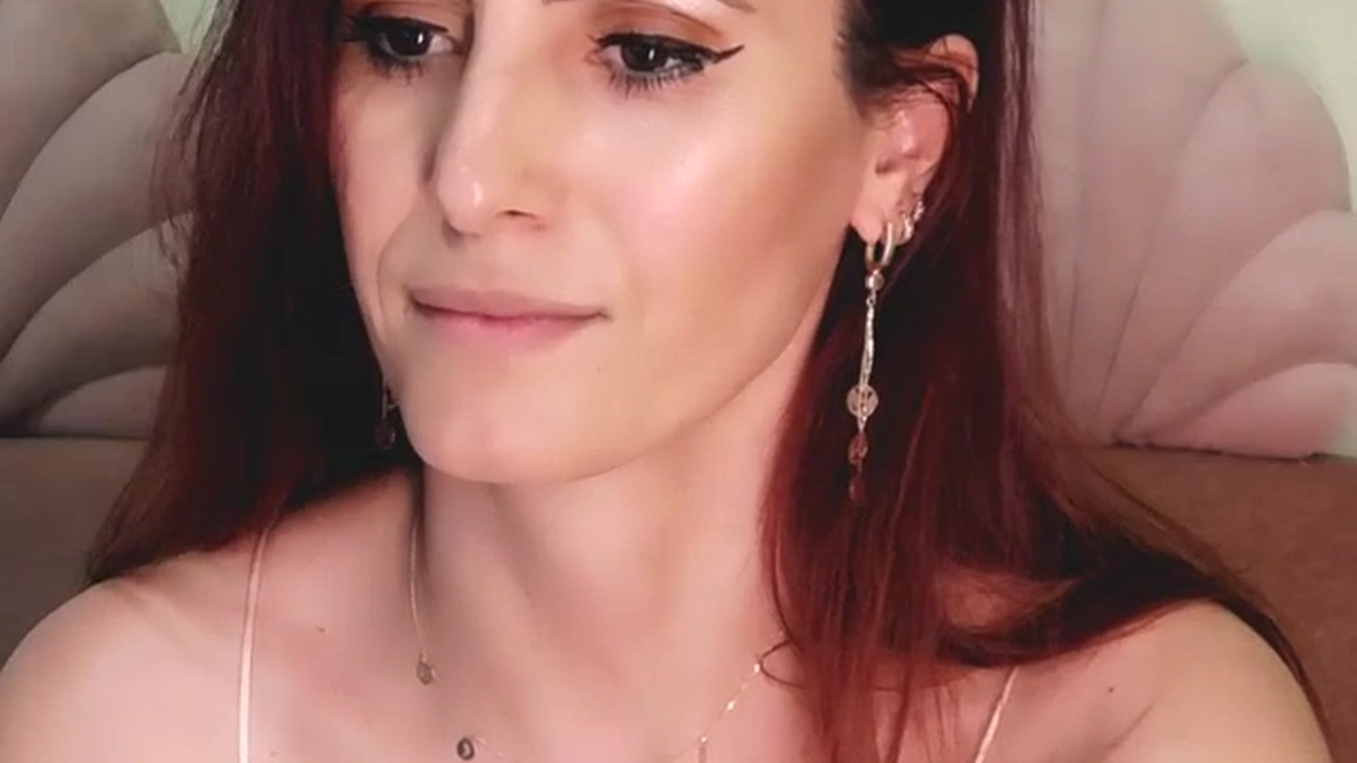 Gallery image thumbnail from AliceHottyX's myfreecams stream on, 07/22/2023, 23:32 image 7 of 20