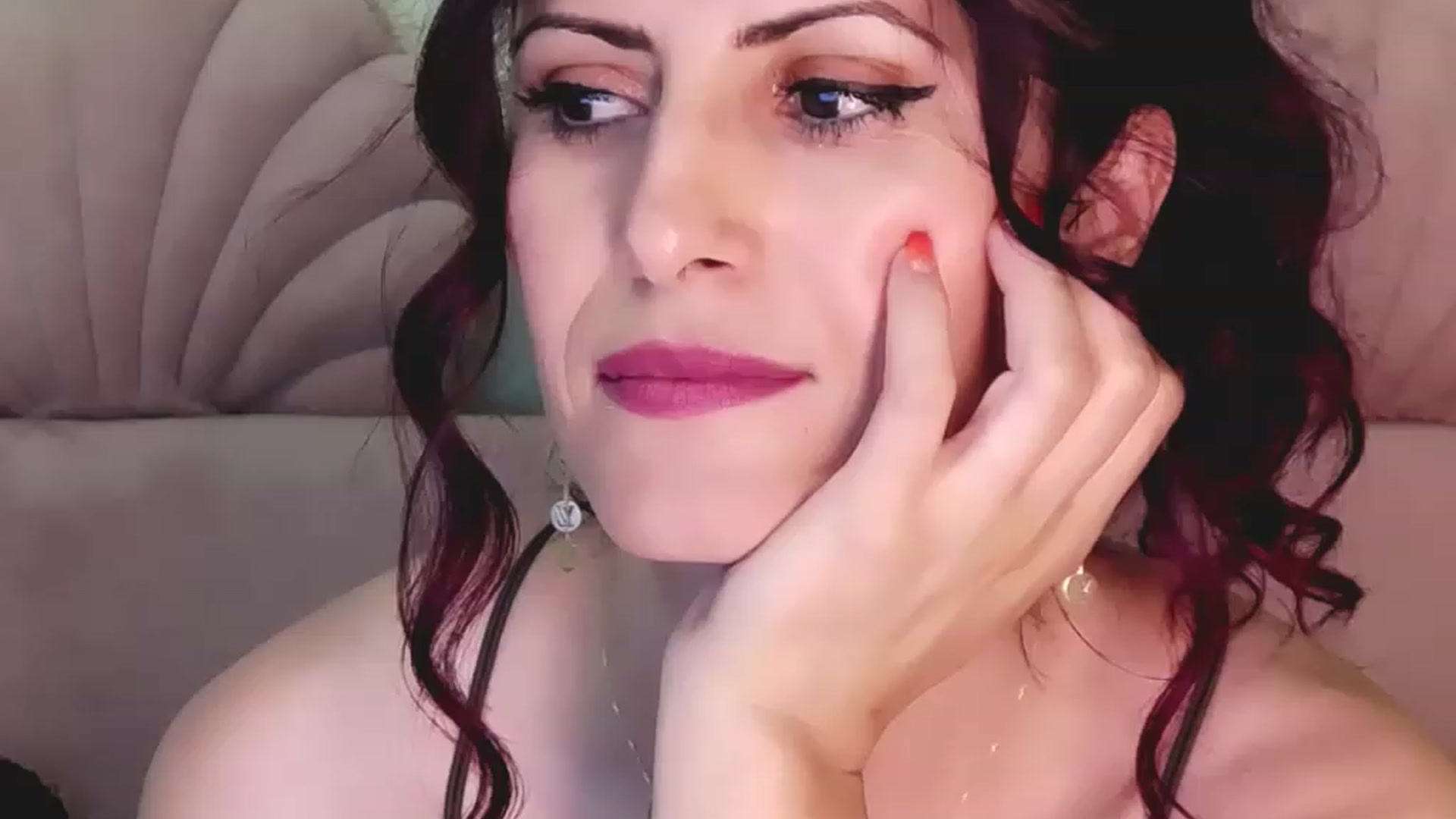 Gallery image thumbnail from AliceHottyX's myfreecams stream on, 08/07/2023, 22:23 image 18 of 20