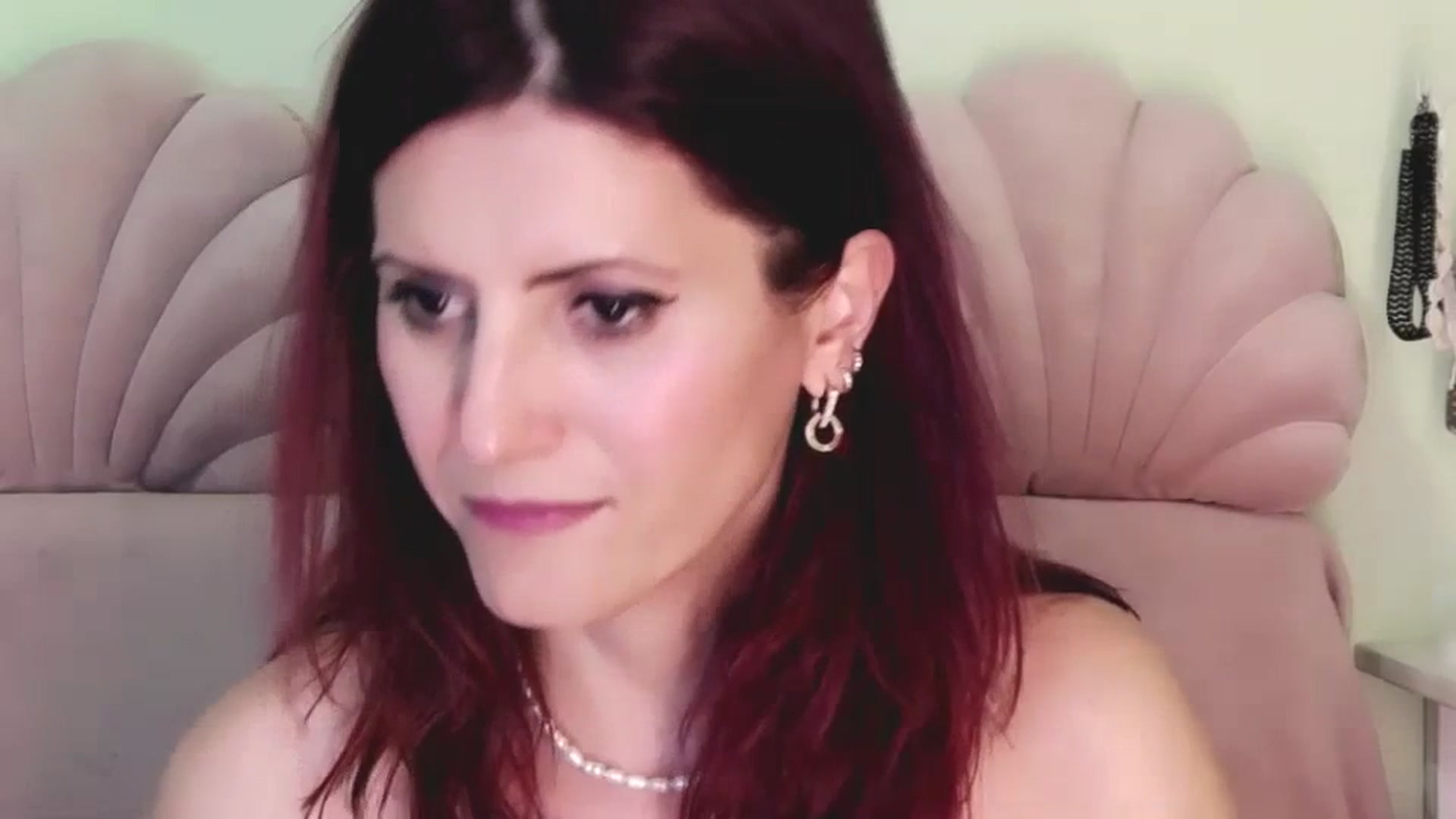 Gallery image thumbnail from AliceHottyX's myfreecams stream on, 09/02/2023, 24:19 image 19 of 20