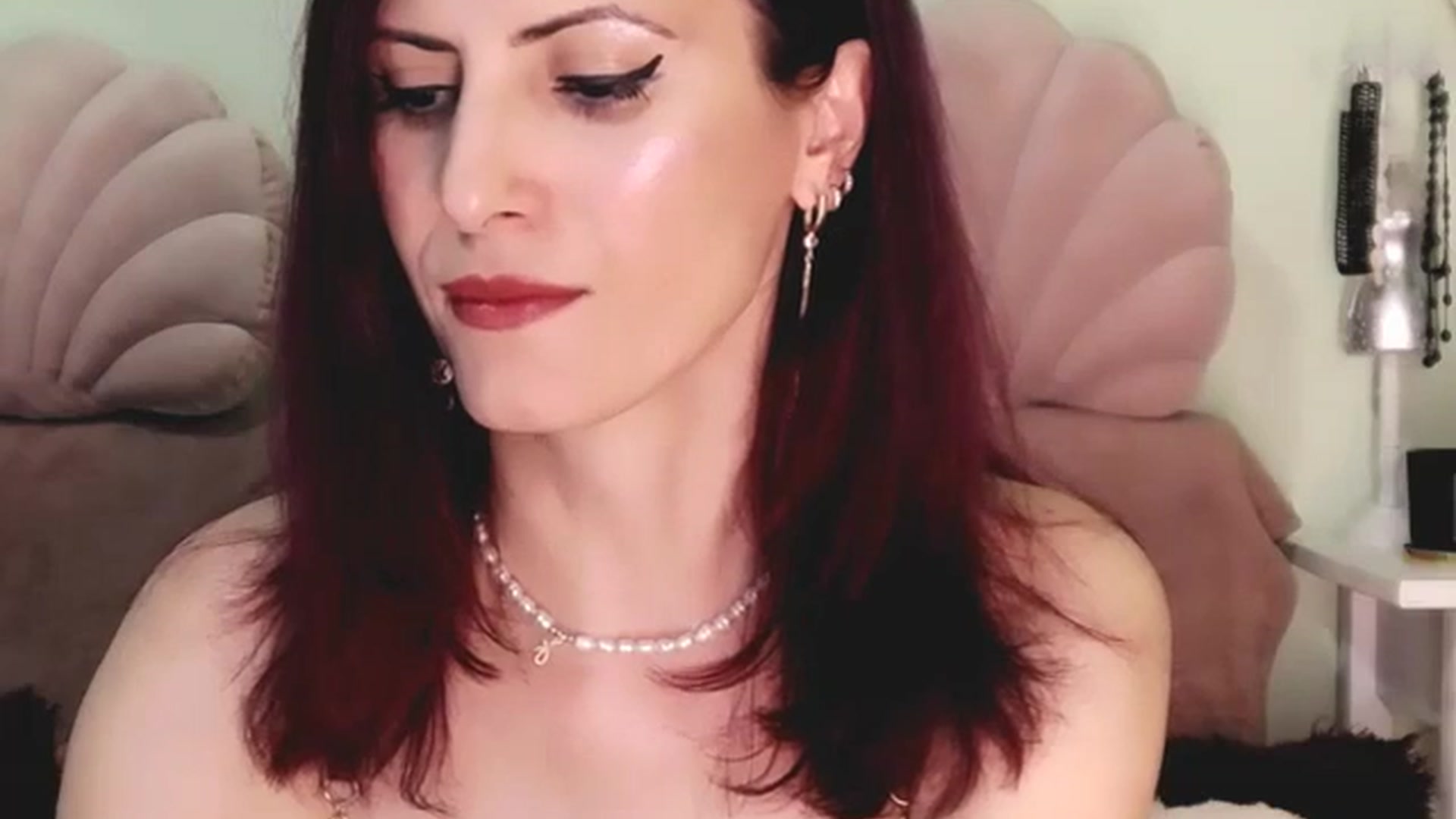Gallery image thumbnail from AliceHottyX's myfreecams stream on, 09/24/2023, 20:14 image 7 of 20