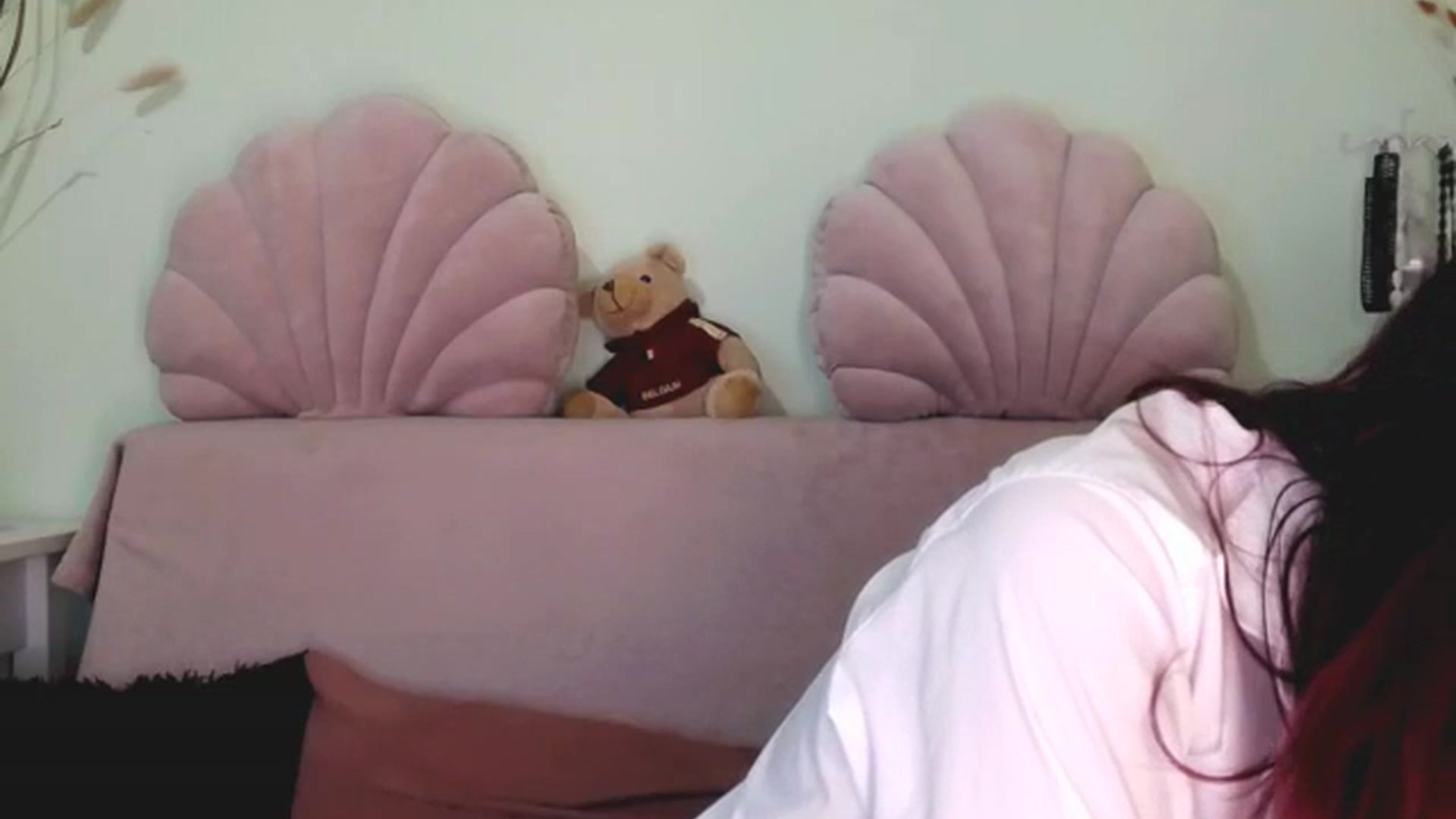 Gallery image thumbnail from AliceHottyX's myfreecams stream on, 10/02/2023, 21:20 image 19 of 20