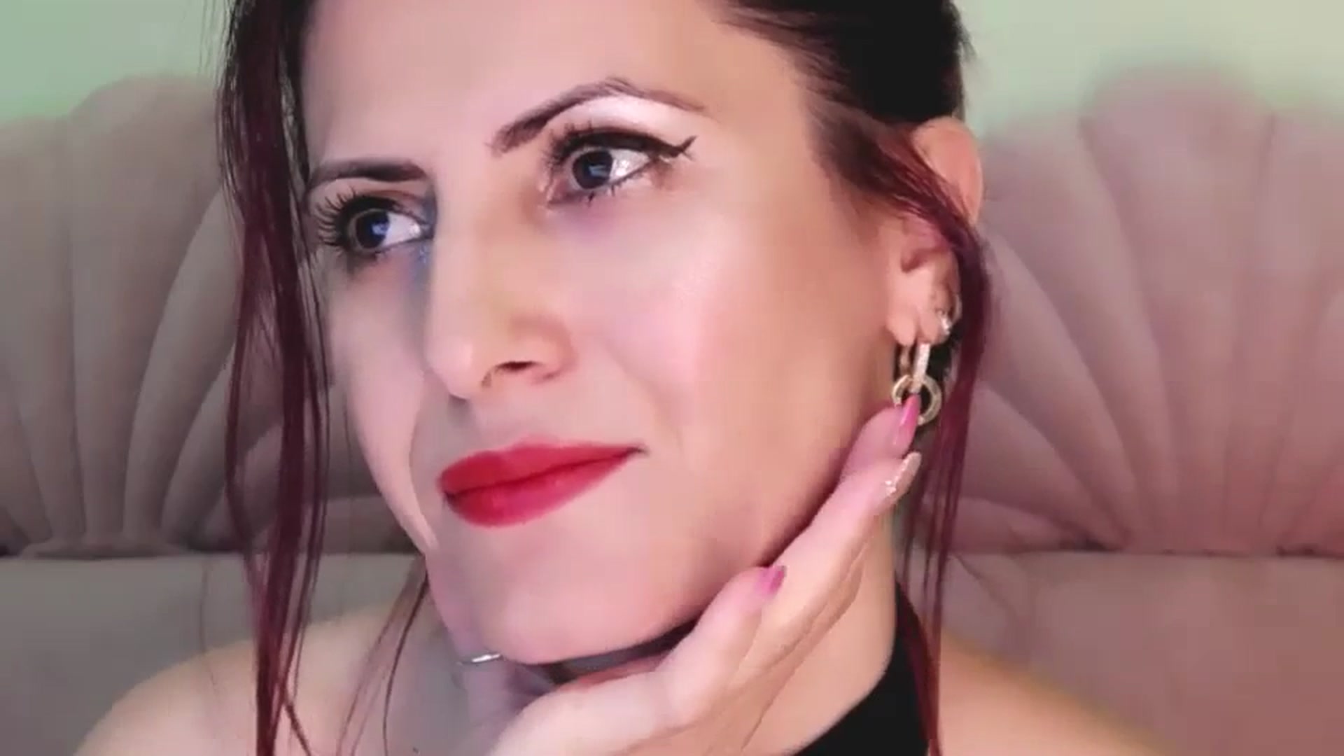 Gallery image thumbnail from AliceHottyX's myfreecams stream on, 10/13/2023, 20:59 image 12 of 20