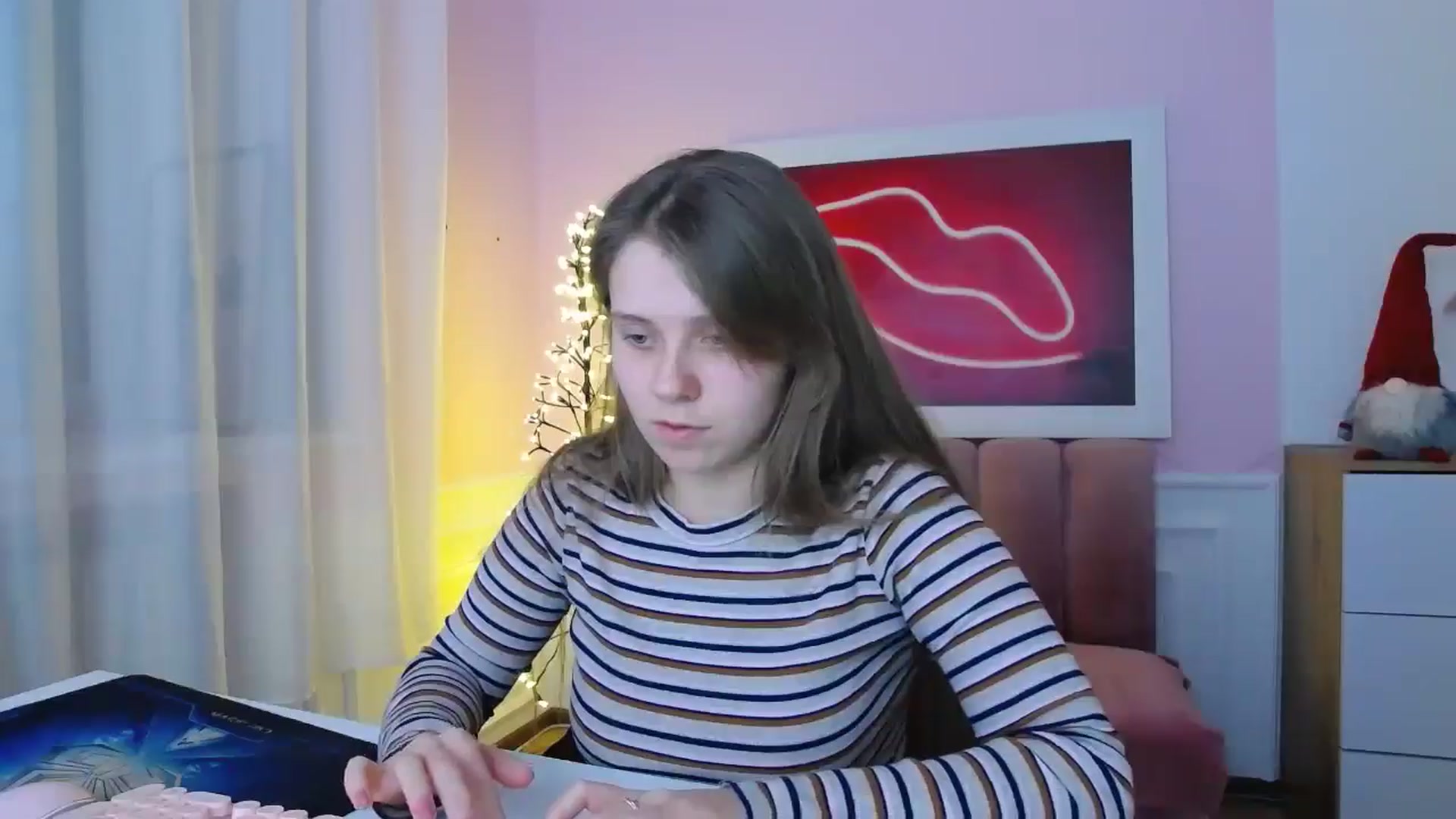 Gallery image thumbnail from AliceHyper's myfreecams stream on, 12/11/2025, 11:22 image 13 of 20