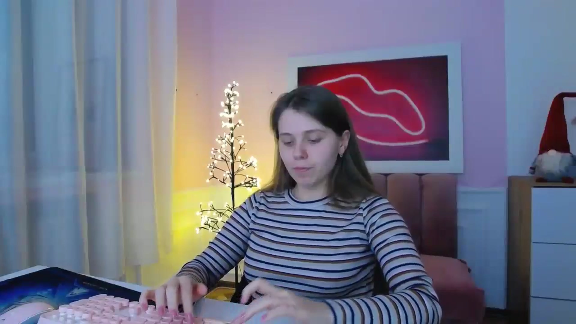 Gallery image thumbnail from AliceHyper's myfreecams stream on, 12/11/2025, 11:49 image 8 of 20