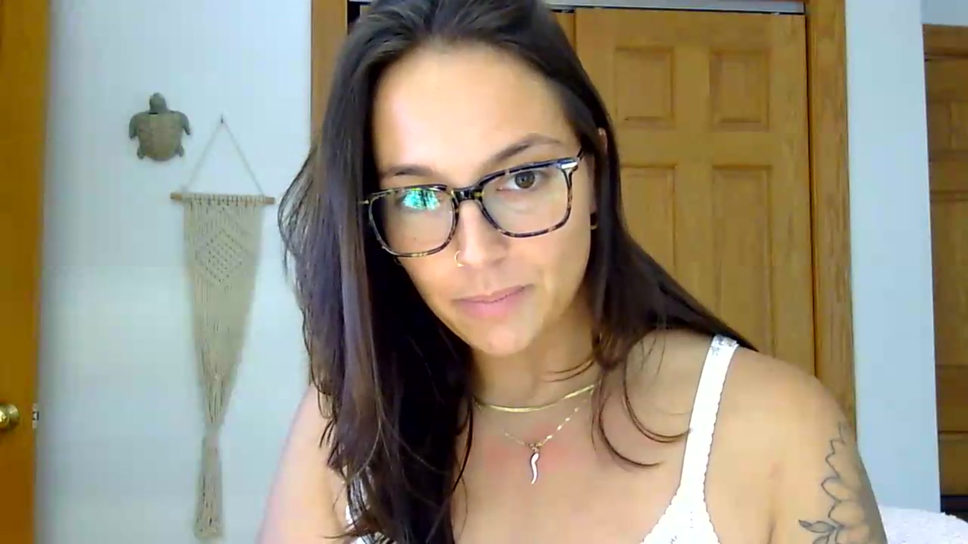 Gallery image thumbnail from AliceInWonderland's myfreecams stream on, 07/02/2026, 16:06 image 19 of 20