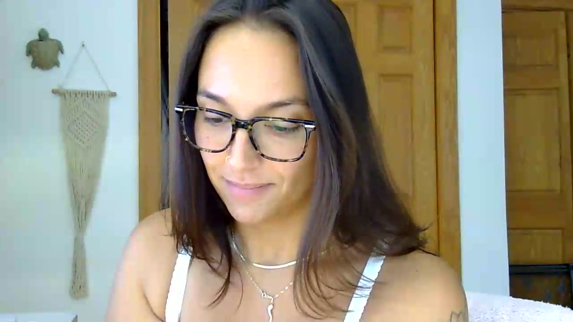 Gallery image thumbnail from AliceInWonderland's myfreecams stream on, 07/02/2026, 16:06 image 4 of 20