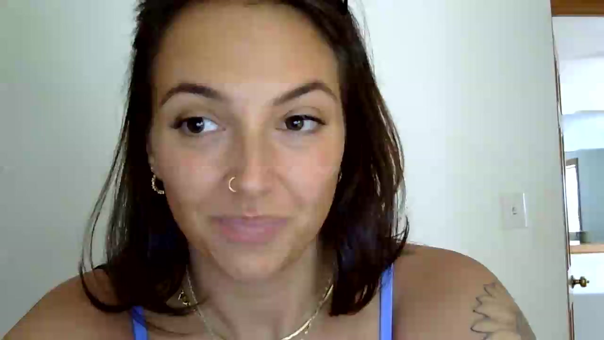 Gallery image thumbnail from AliceInWonderland's myfreecams stream on, 07/10/2026, 19:27 image 18 of 20
