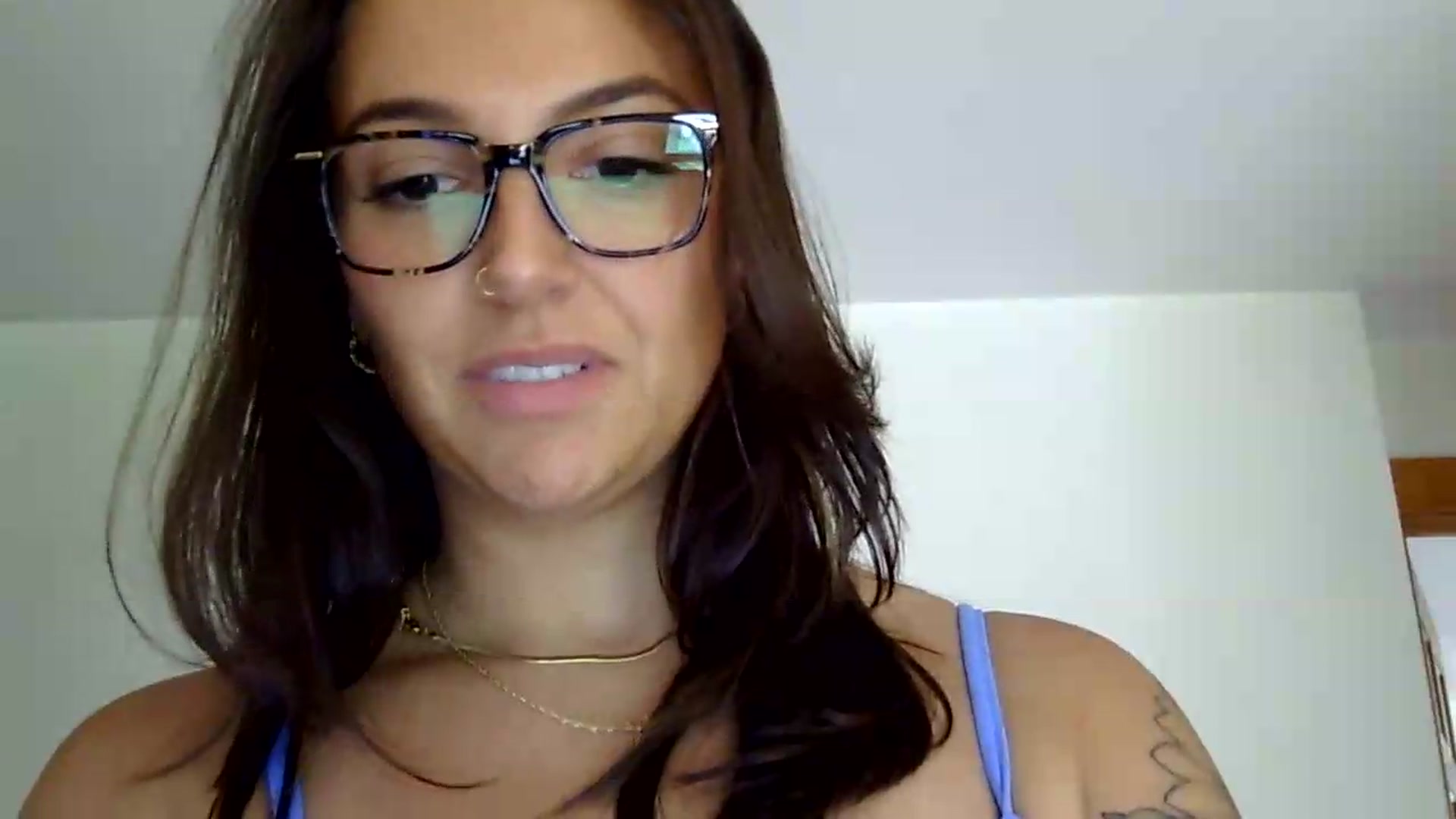 Gallery image thumbnail from AliceInWonderland's myfreecams stream on, 07/10/2026, 19:27 image 10 of 20