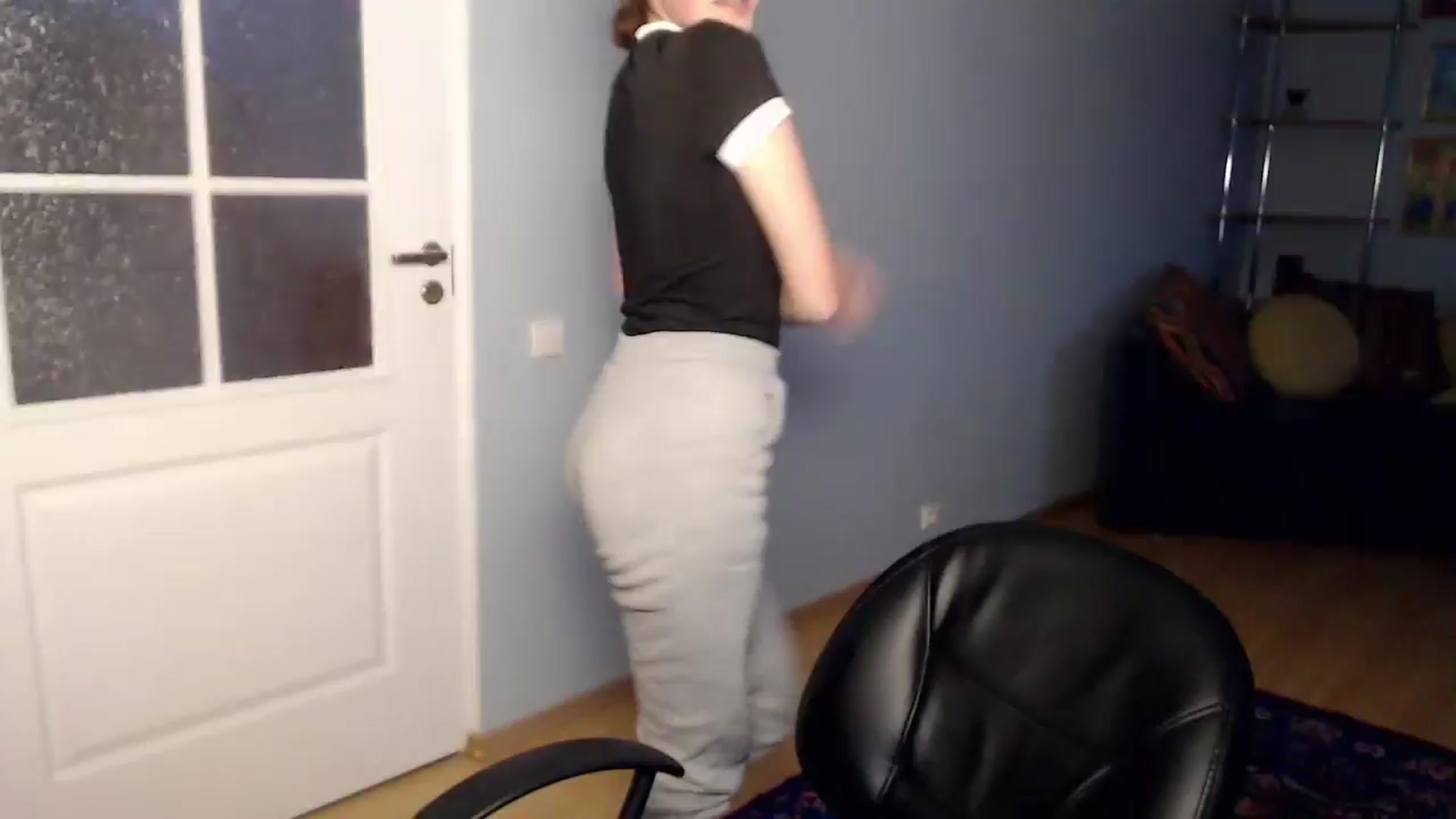 Gallery image thumbnail from AliceJohnson's myfreecams stream on, 05/05/2025, 16:37 image 1 of 20