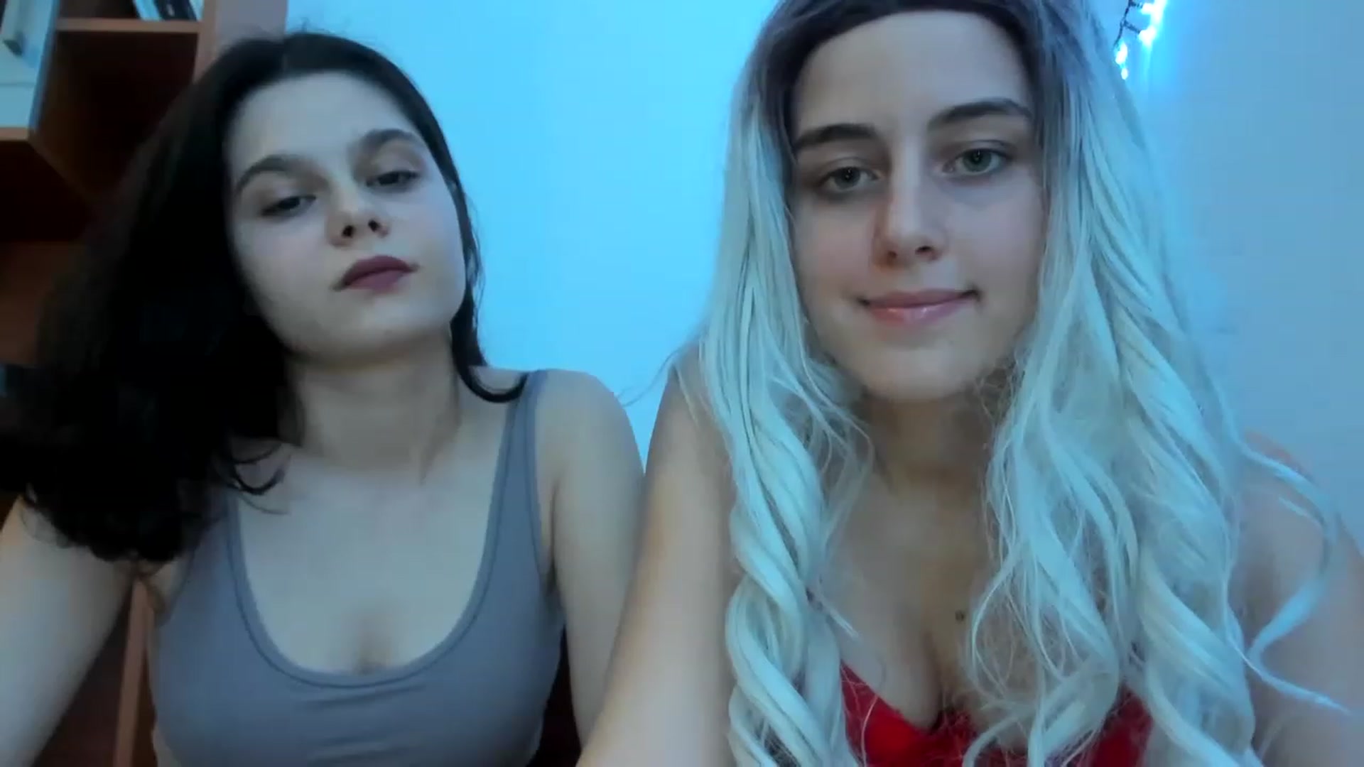 Gallery image thumbnail from AliceKatz's myfreecams stream on, 12/29/2022, 18:33 image 13 of 20
