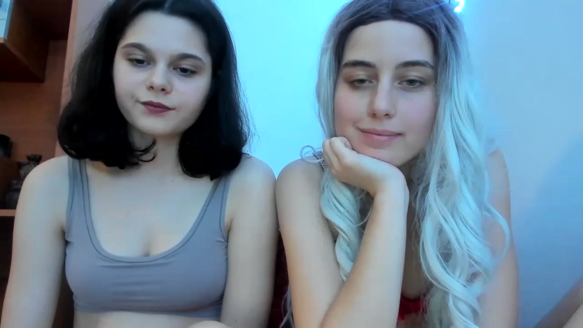 Gallery image thumbnail from AliceKatz's myfreecams stream on, 12/29/2022, 18:58 image 13 of 20