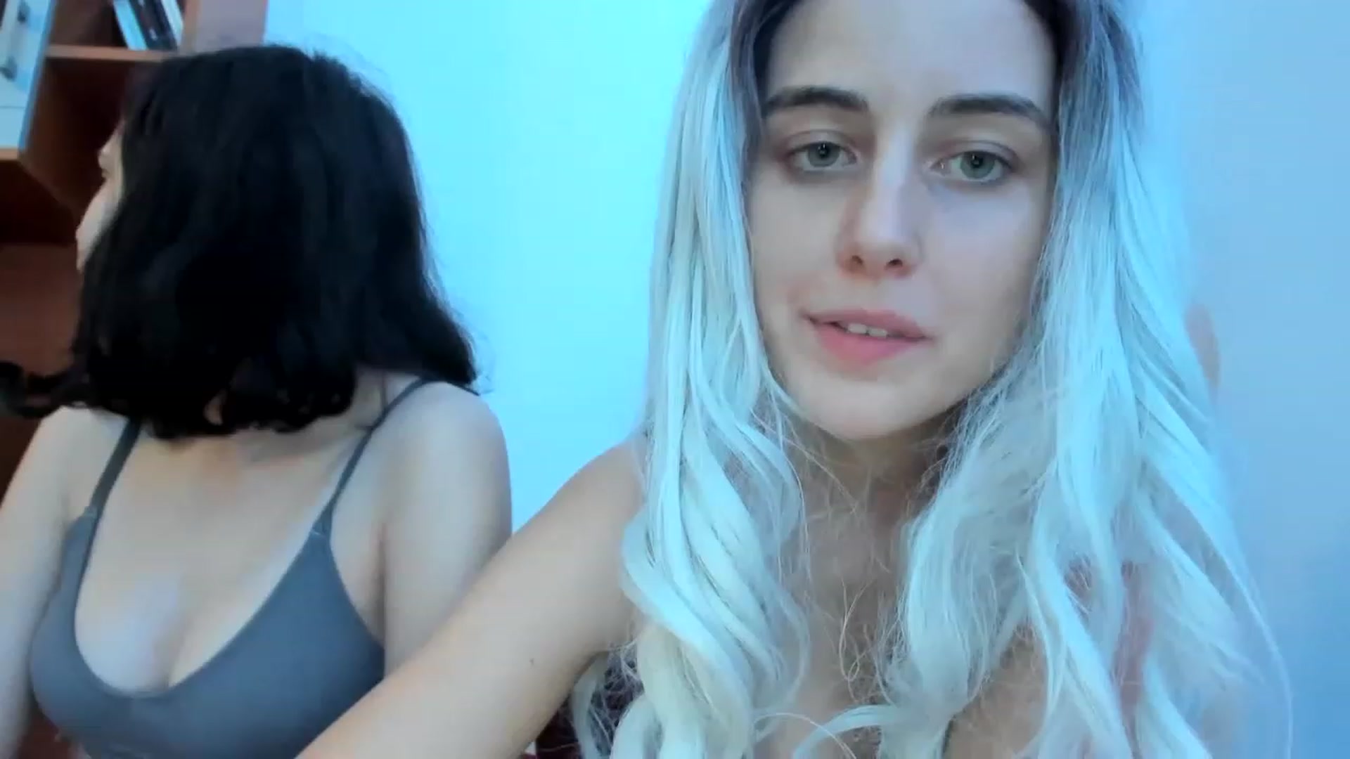 Gallery image thumbnail from AliceKatz's myfreecams stream on, 12/30/2022, 20:36 image 6 of 20