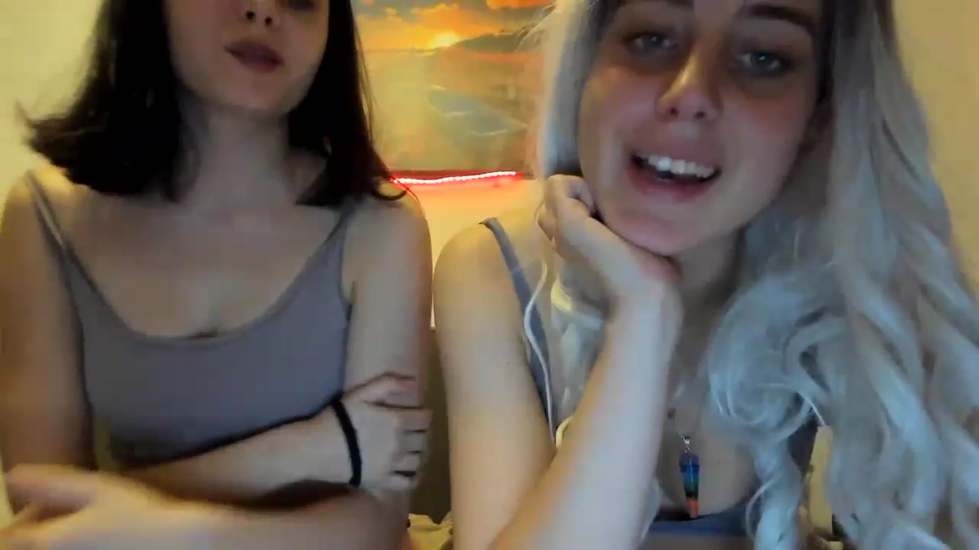 Gallery image thumbnail from AliceKatz's myfreecams stream on, 01/08/2023, 16:05 image 12 of 20
