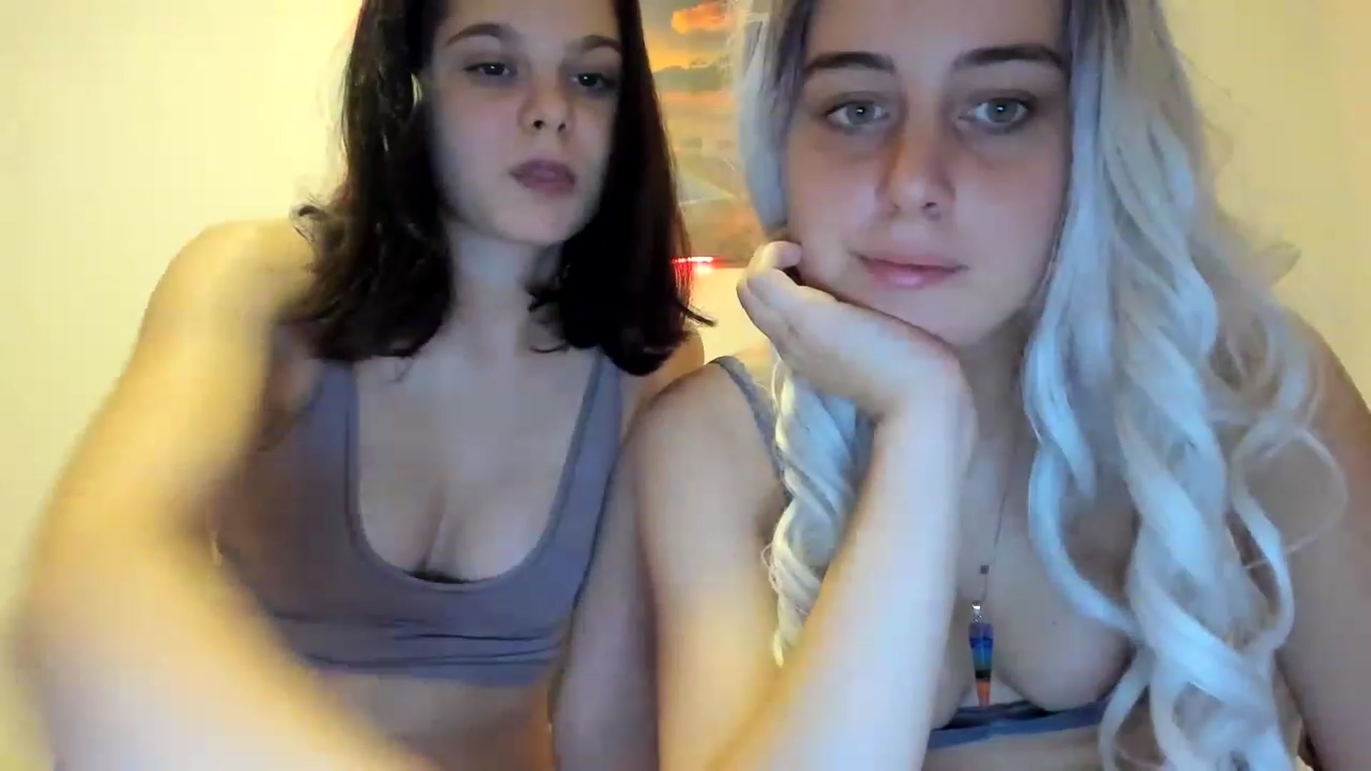 Gallery image thumbnail from AliceKatz's myfreecams stream on, 01/08/2023, 16:05 image 2 of 20