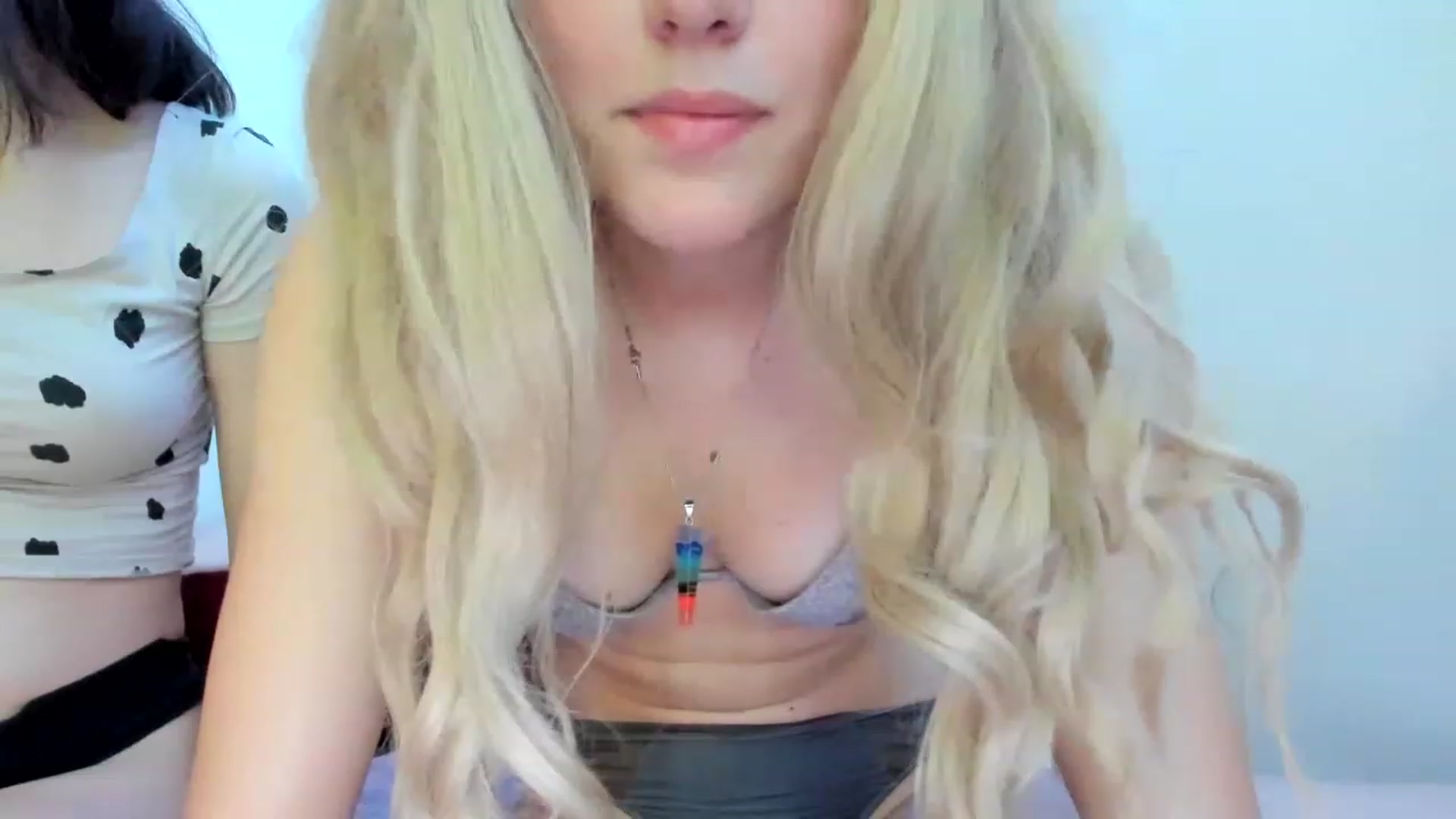 Gallery image thumbnail from AliceKatz's myfreecams stream on, 02/06/2023, 18:46 image 15 of 20