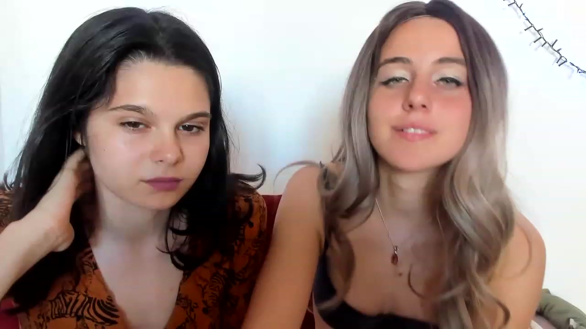 Gallery image thumbnail from AliceKatz's myfreecams stream on, 03/14/2023, 13:35 image 2 of 20