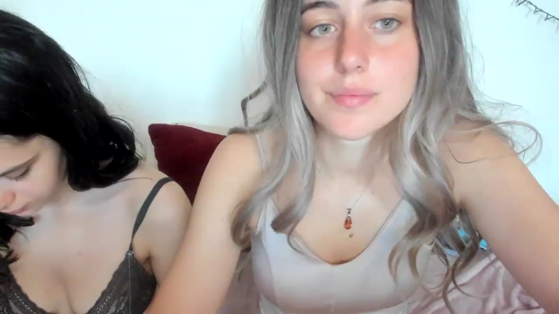 Gallery image thumbnail from AliceKatz's myfreecams stream on, 03/16/2023, 08:49 image 17 of 20