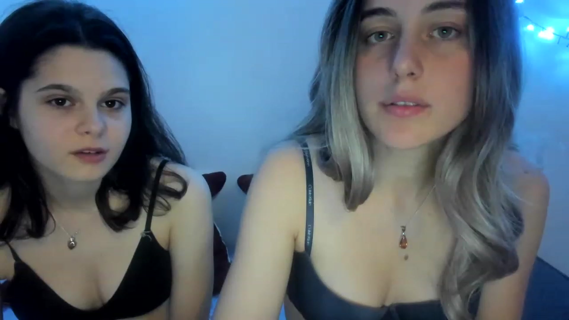 Gallery image thumbnail from AliceKatz's myfreecams stream on, 03/24/2023, 20:59 image 3 of 20