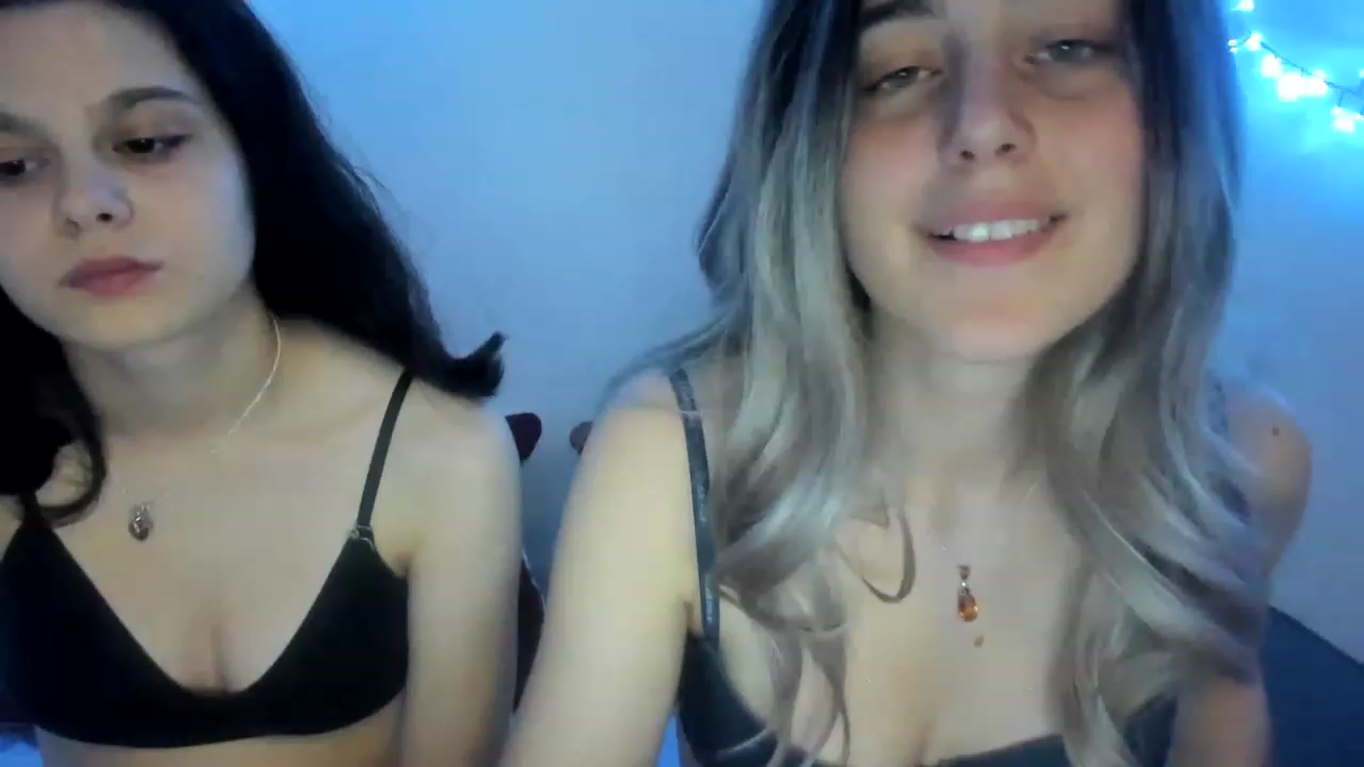 Gallery image thumbnail from AliceKatz's myfreecams stream on, 03/24/2023, 20:59 image 1 of 20