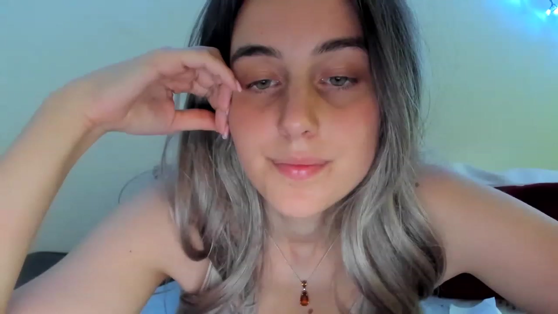 Gallery image thumbnail from AliceKatz's myfreecams stream on, 03/25/2023, 21:06 image 8 of 20
