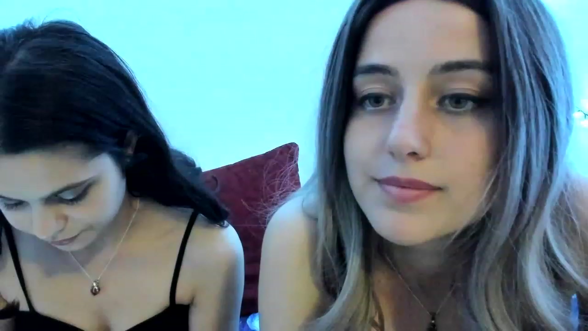 Gallery image thumbnail from AliceKatz's myfreecams stream on, 04/06/2023, 19:56 image 14 of 20