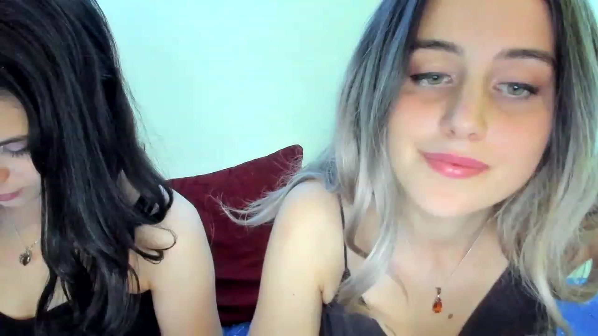 Gallery image thumbnail from AliceKatz's myfreecams stream on, 04/06/2023, 19:56 image 8 of 20