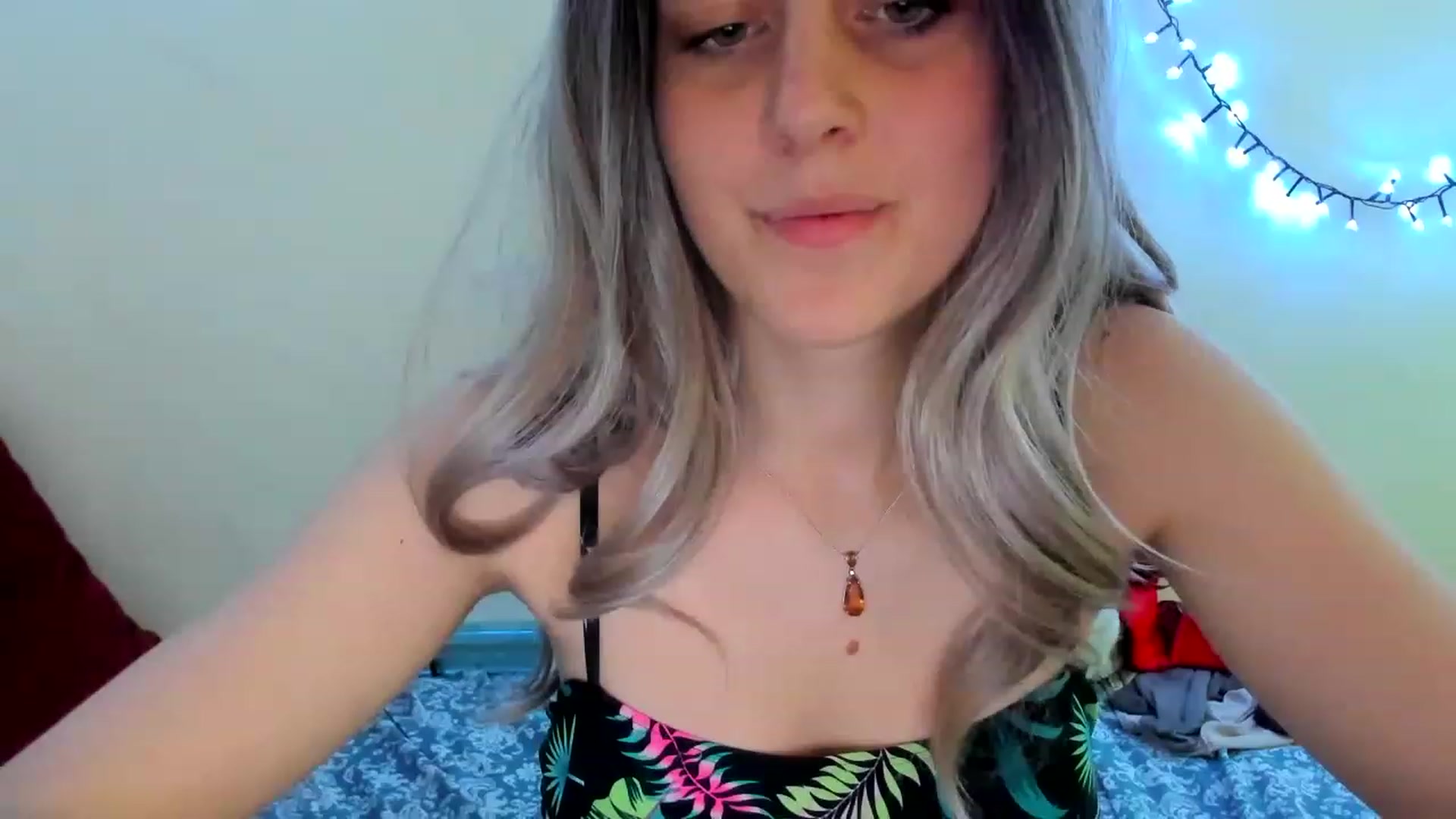 Gallery image thumbnail from AliceKatz's myfreecams stream on, 04/12/2023, 18:23 image 12 of 20