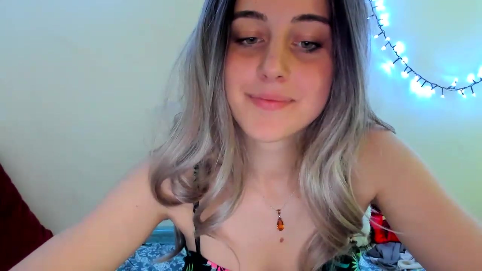 Gallery image thumbnail from AliceKatz's myfreecams stream on, 04/12/2023, 18:23 image 13 of 20