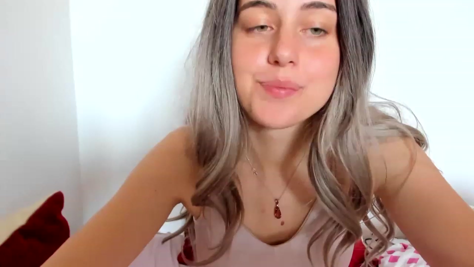 Gallery image thumbnail from AliceKatz's myfreecams stream on, 04/18/2023, 08:57 image 5 of 20