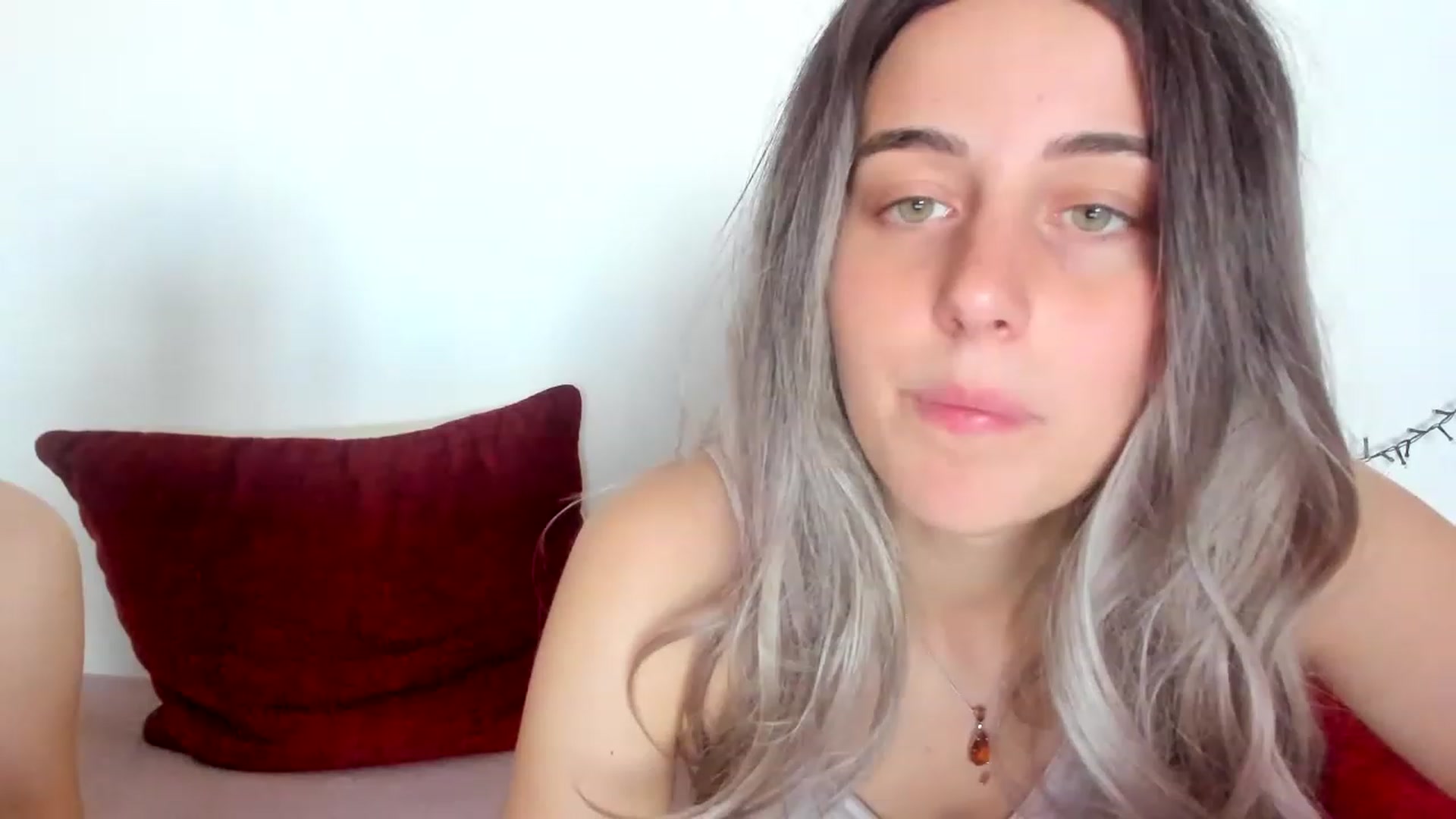 Gallery image thumbnail from AliceKatz's myfreecams stream on, 04/19/2023, 13:41 image 1 of 20