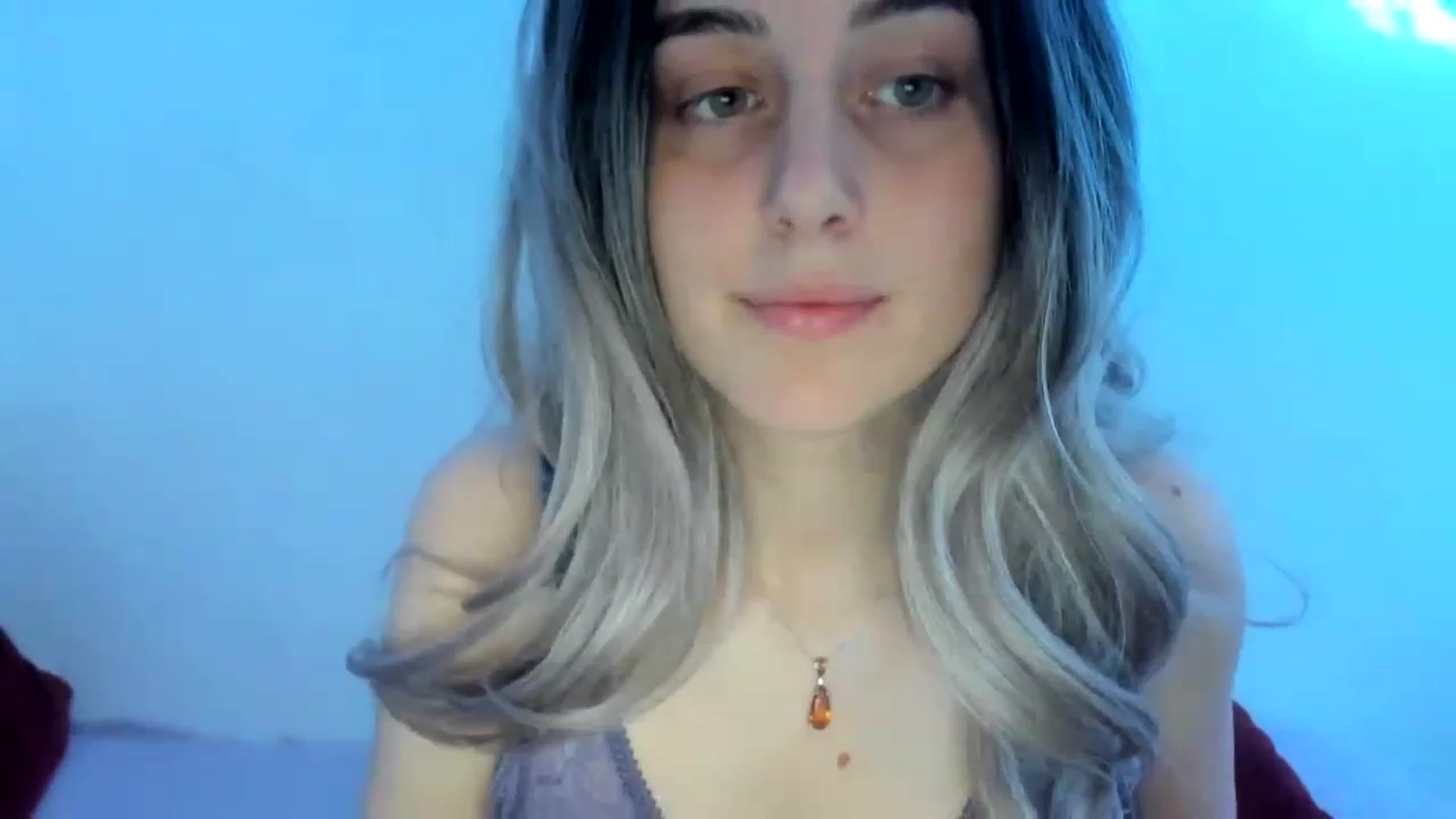 Gallery image thumbnail from AliceKatz's myfreecams stream on, 04/22/2023, 18:37 image 10 of 20