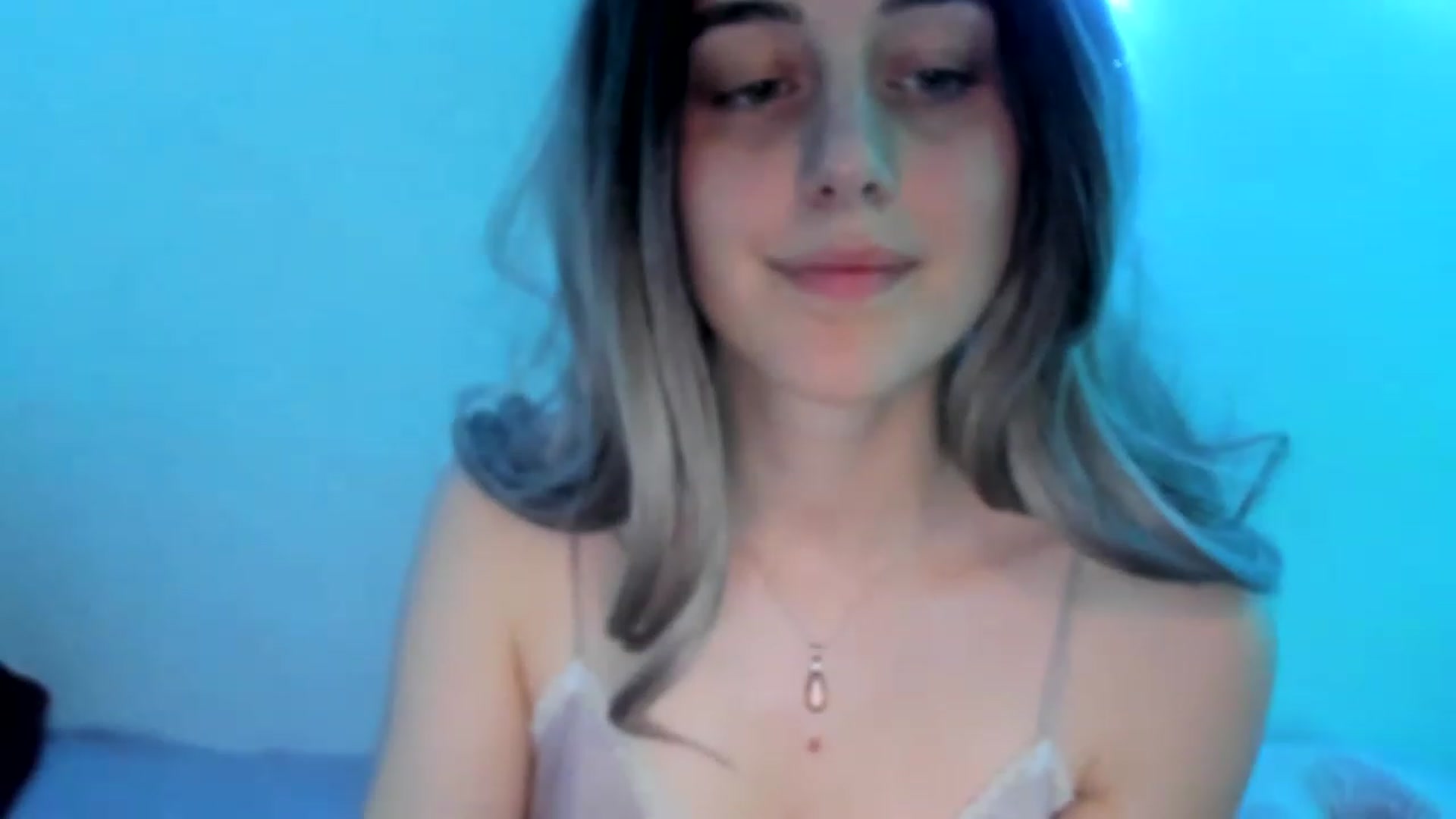 Gallery image thumbnail from AliceKatz's myfreecams stream on, 04/22/2023, 20:11 image 19 of 20