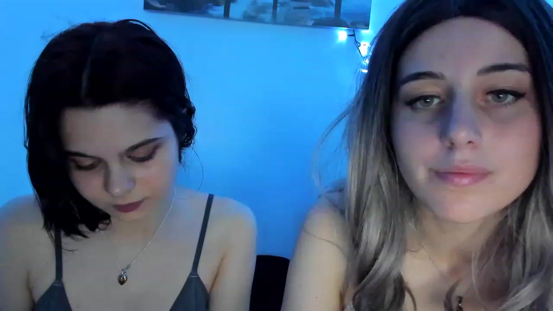 Gallery image thumbnail from AliceKatz's myfreecams stream on, 04/23/2023, 17:06 image 2 of 20