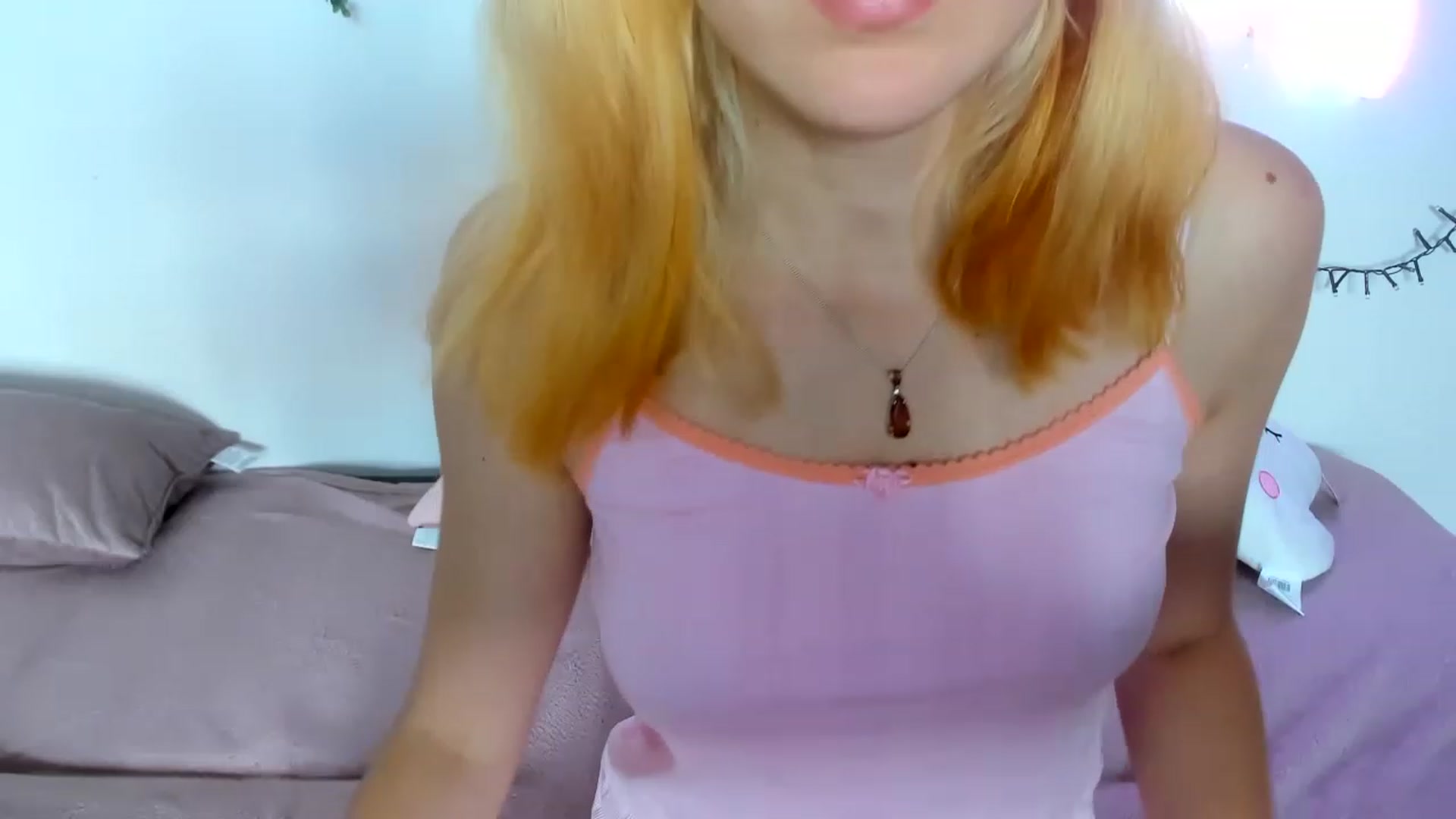 Gallery image thumbnail from AliceKatz's myfreecams stream on, 05/20/2023, 12:16 image 18 of 20