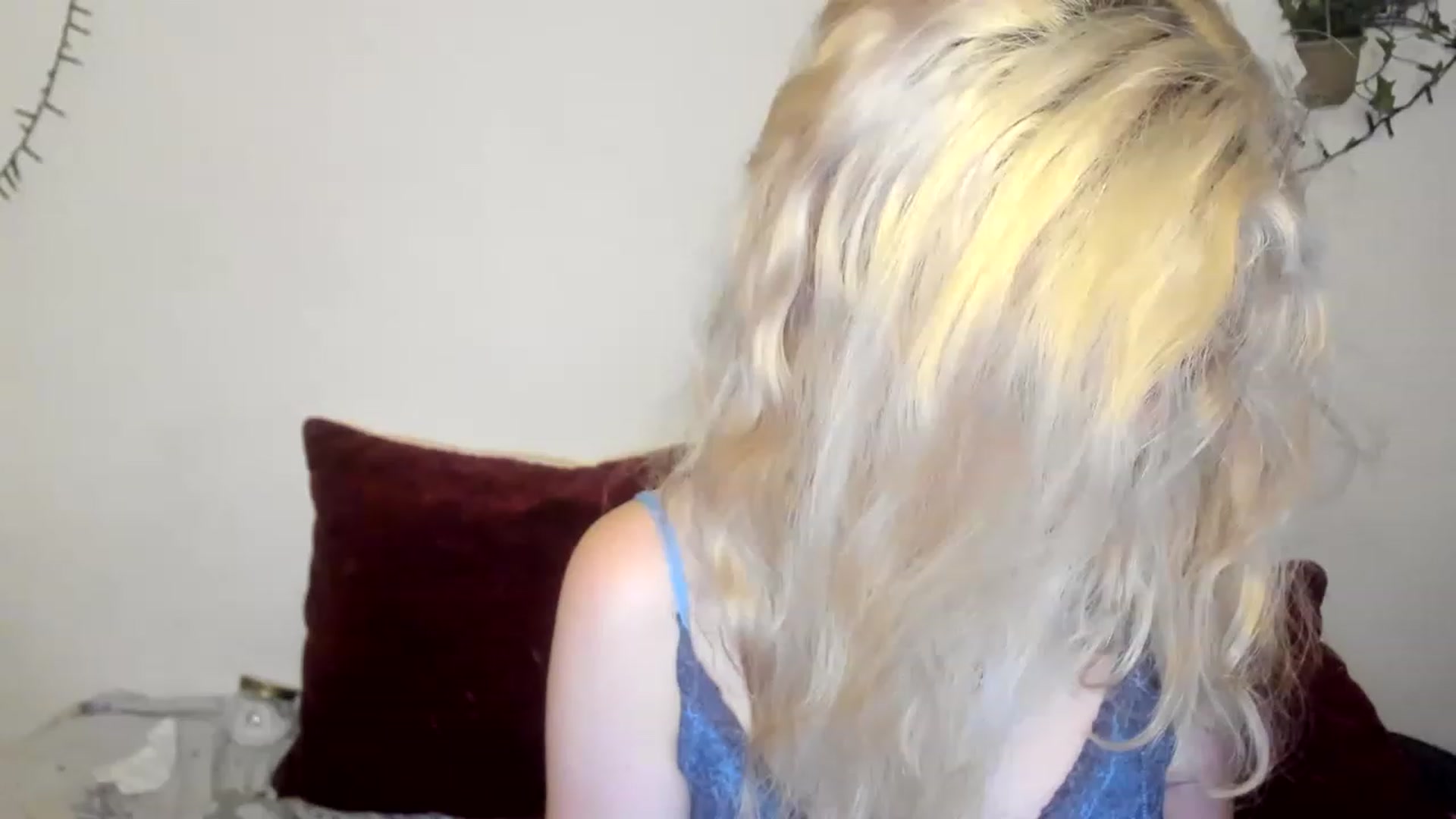 Gallery image thumbnail from AliceKatz's myfreecams stream on, 06/11/2023, 19:11 image 20 of 20