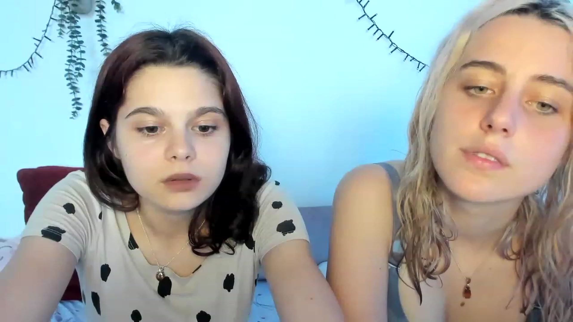 Gallery image thumbnail from AliceKatz's myfreecams stream on, 06/18/2023, 17:19 image 11 of 20