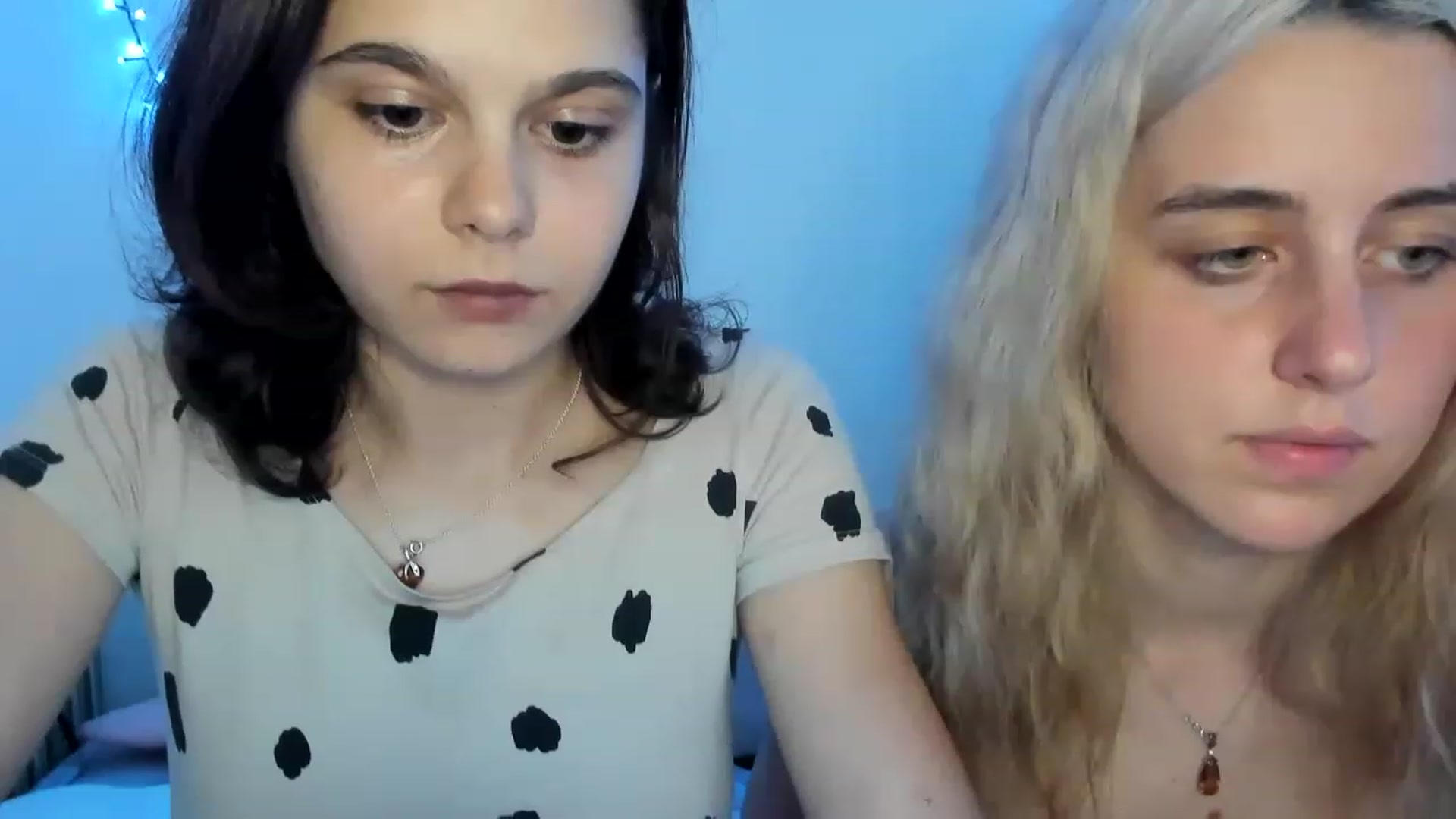 Gallery image thumbnail from AliceKatz's myfreecams stream on, 06/18/2023, 20:27 image 15 of 20
