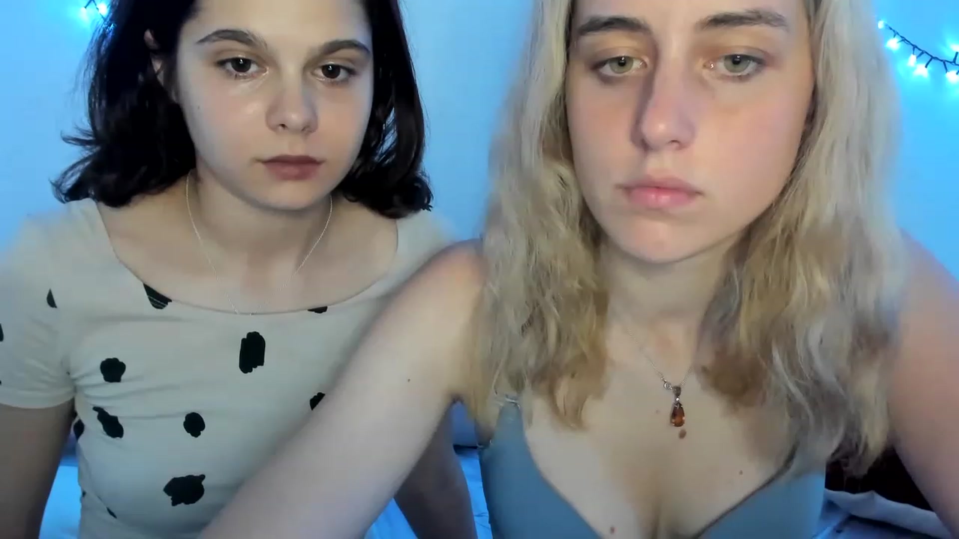 Gallery image thumbnail from AliceKatz's myfreecams stream on, 06/18/2023, 20:27 image 17 of 20