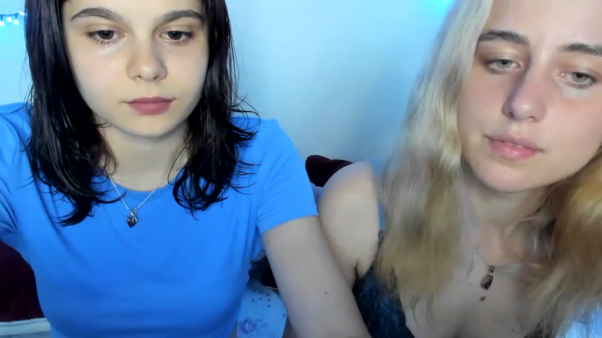 Gallery image thumbnail from AliceKatz's myfreecams stream on, 06/19/2023, 17:42 image 6 of 20