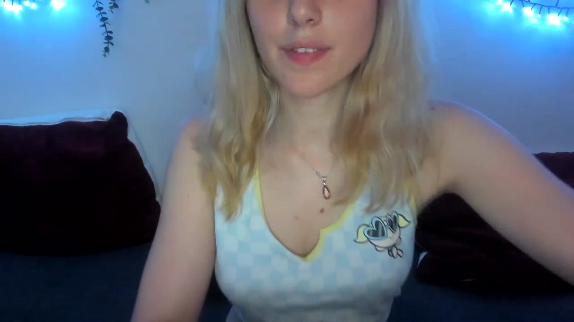 Gallery image thumbnail from AliceKatz's myfreecams stream on, 06/29/2023, 21:16 image 14 of 20