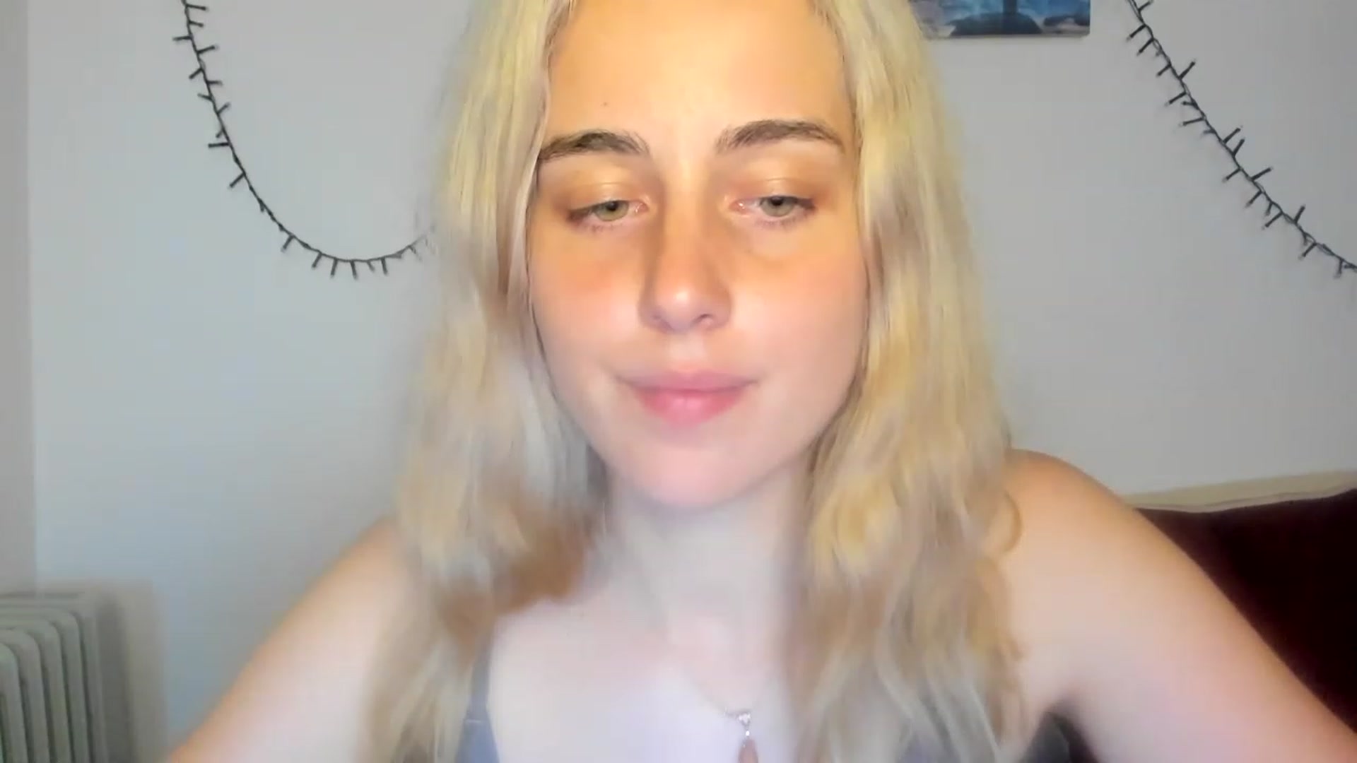 Gallery image thumbnail from AliceKatz's myfreecams stream on, 07/01/2023, 18:10 image 19 of 20