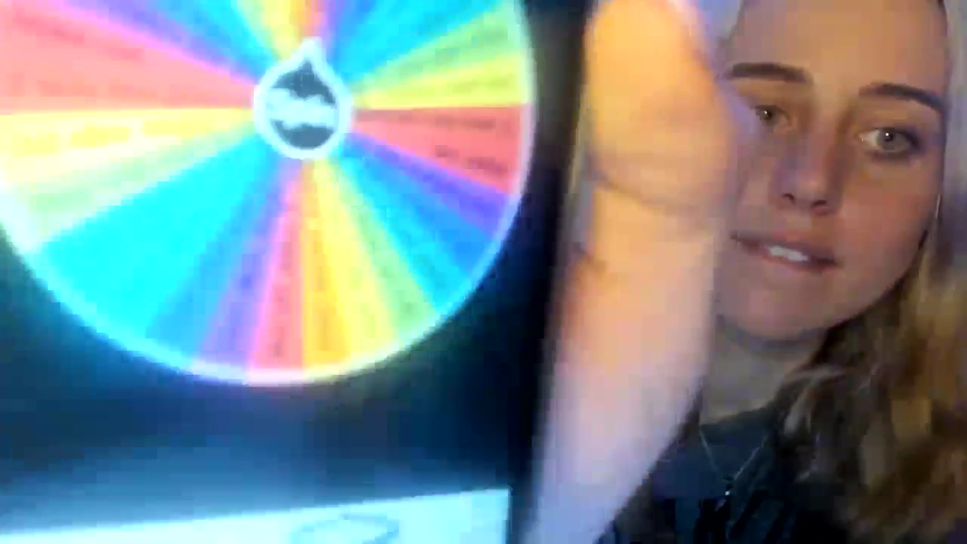 Gallery image thumbnail from AliceKatz's myfreecams stream on, 07/07/2023, 20:02 image 10 of 20